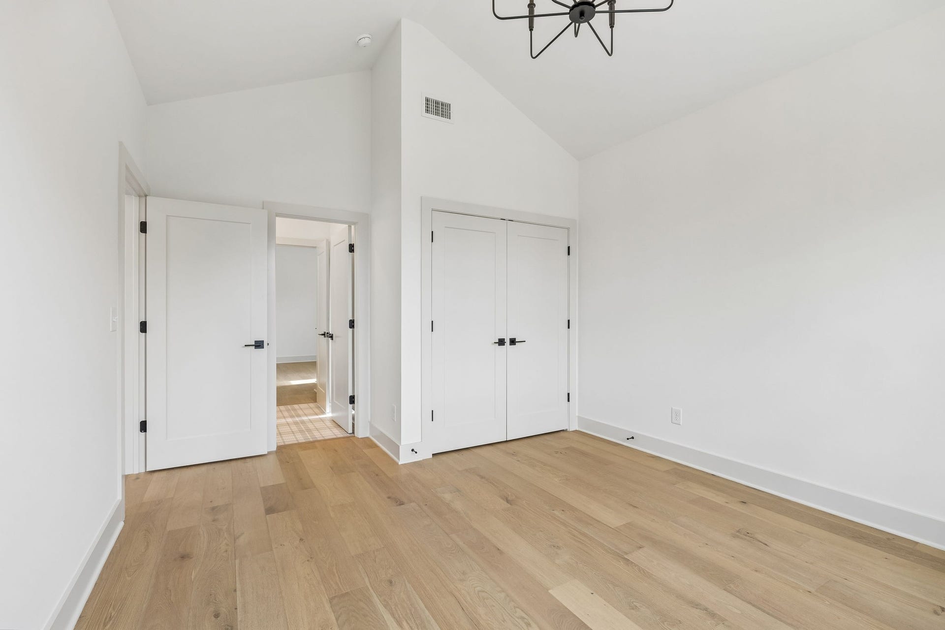 1007B Fairwin Ave, Nashville, TN 37216 1007B Fairwin Ave, Nashville, TN 37216