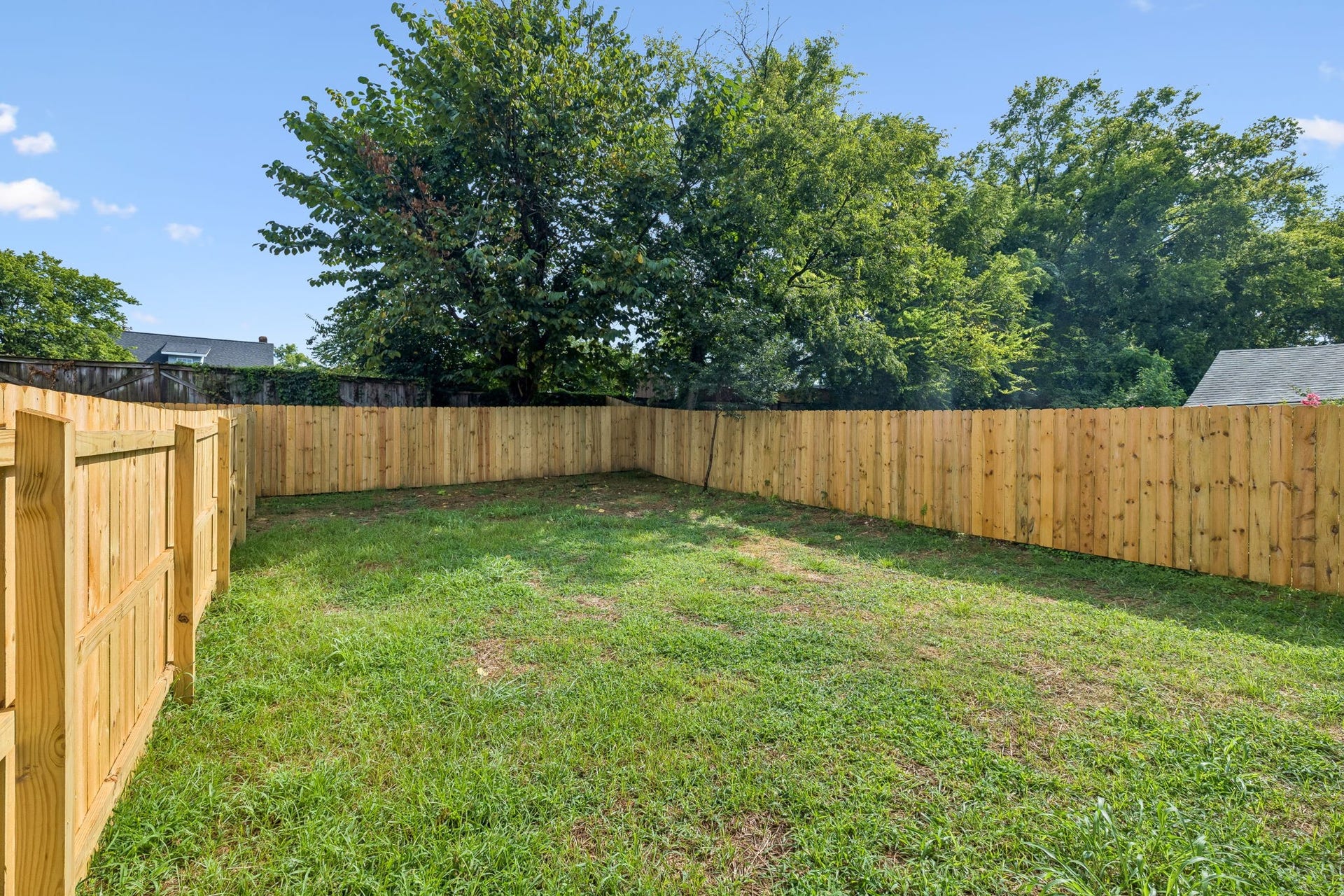 1007B Fairwin Ave, Nashville, TN 37216 1007B Fairwin Ave, Nashville, TN 37216