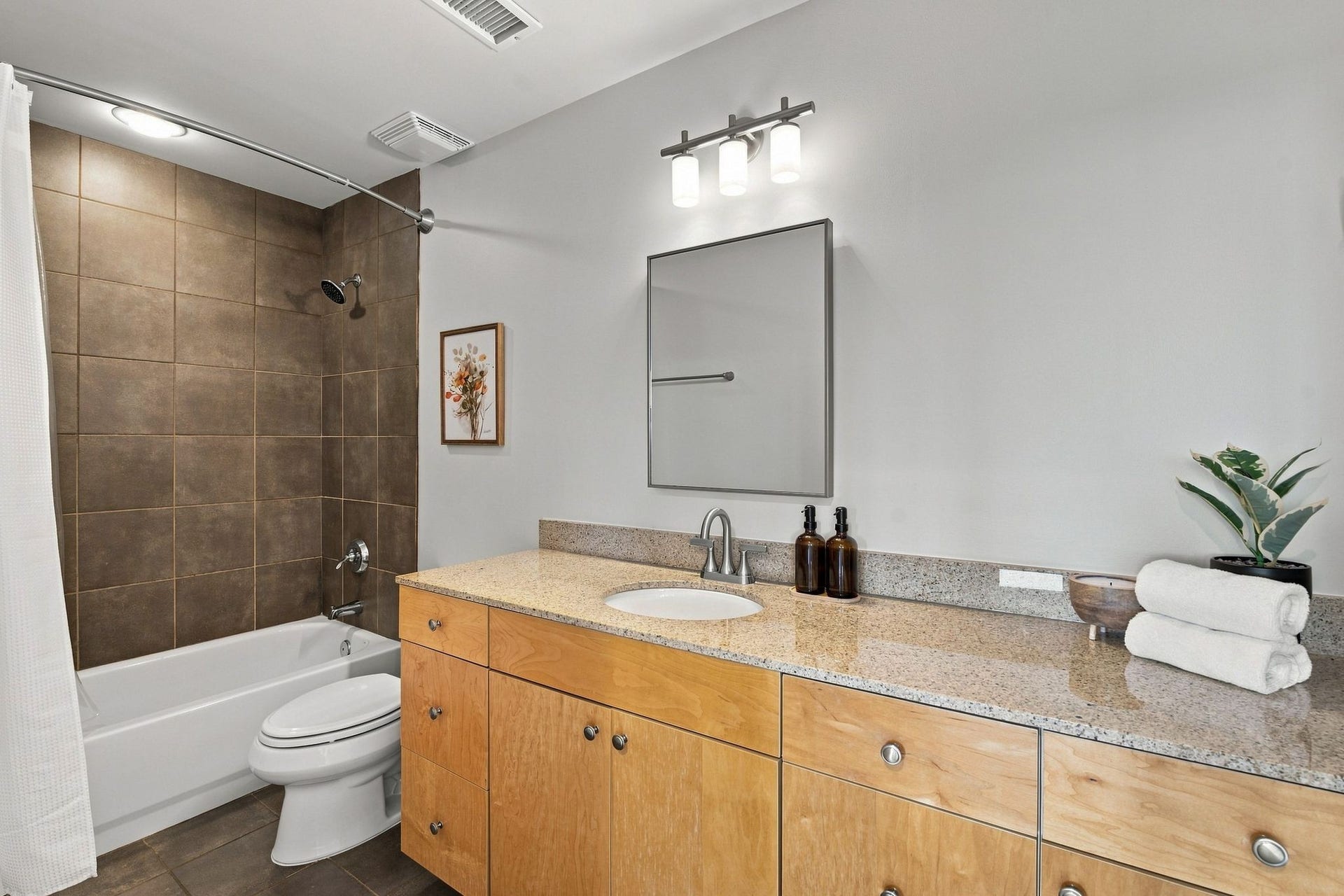 1101 18th Ave S, #610, Nashville, TN 37212 1101 18th Ave S, #610, Nashville, TN 37212