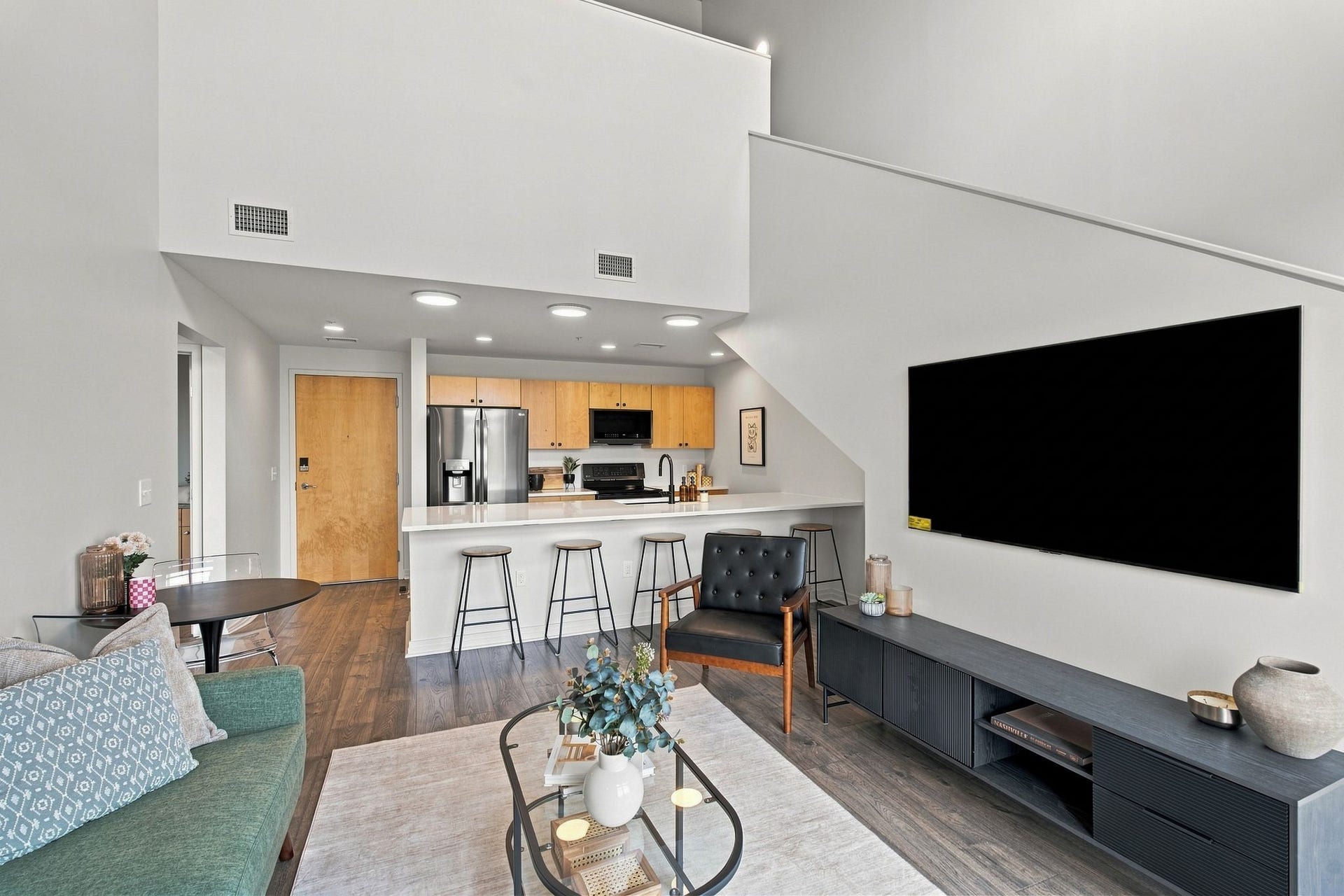 1101 18th Ave S, #610, Nashville, TN 37212 1101 18th Ave S, #610, Nashville, TN 37212