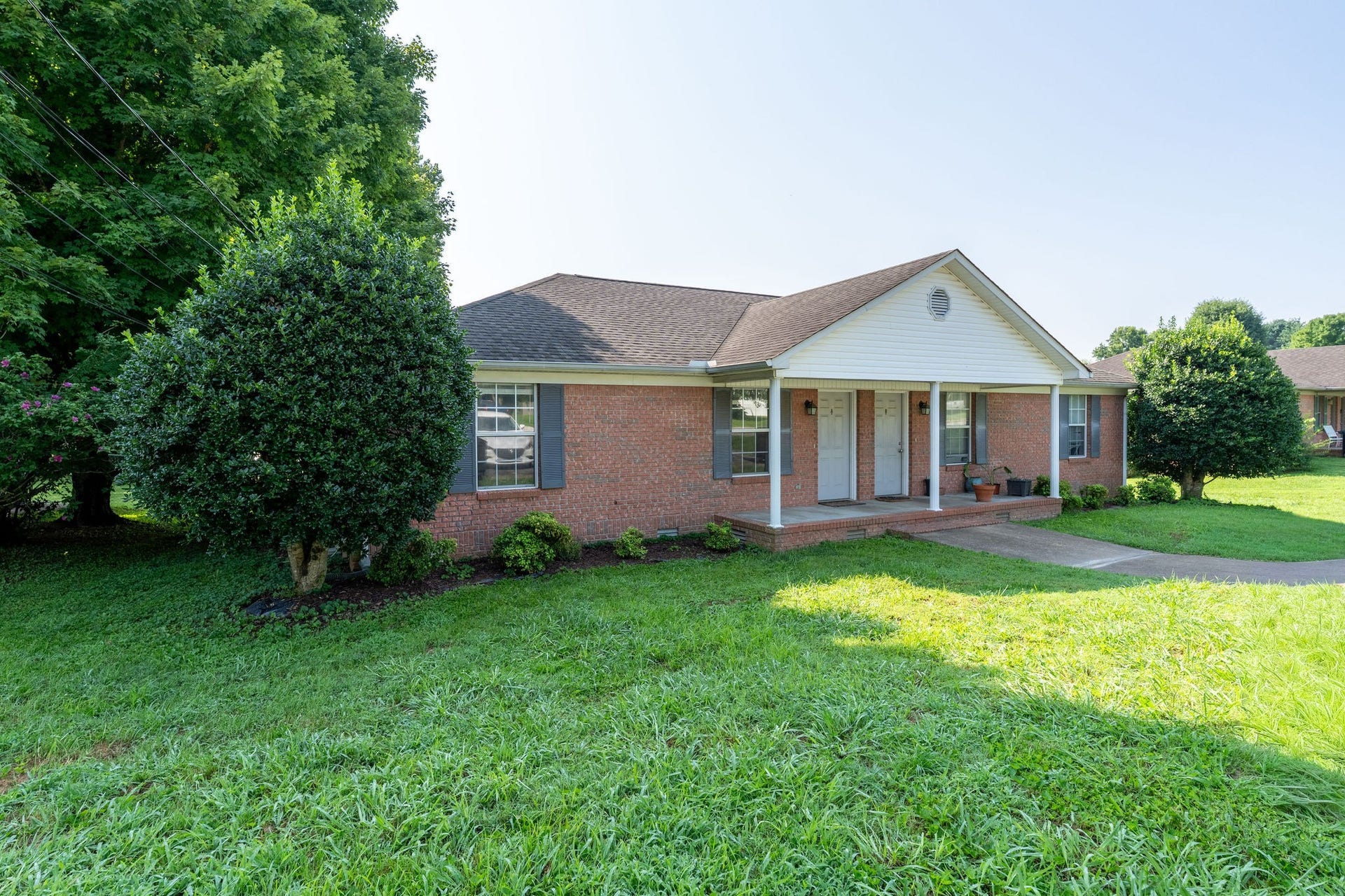 1427 Potter Dr, Columbia, TN 38401 1427 Potter Dr, Columbia, TN 38401