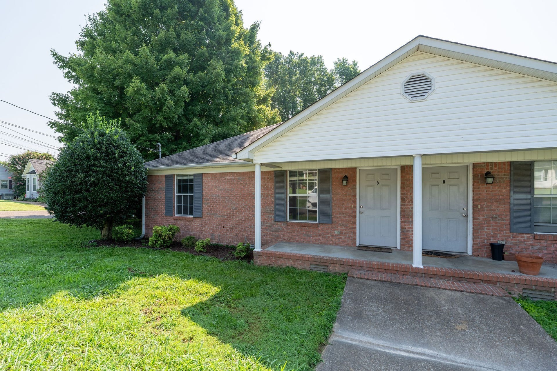 1427 Potter Dr, Columbia, TN 38401 1427 Potter Dr, Columbia, TN 38401
