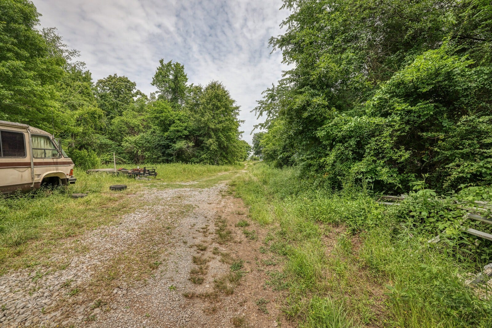 1901 Central Valley Rd, Murfreesboro, TN 37129 1901 Central Valley Rd, Murfreesboro, TN 37129