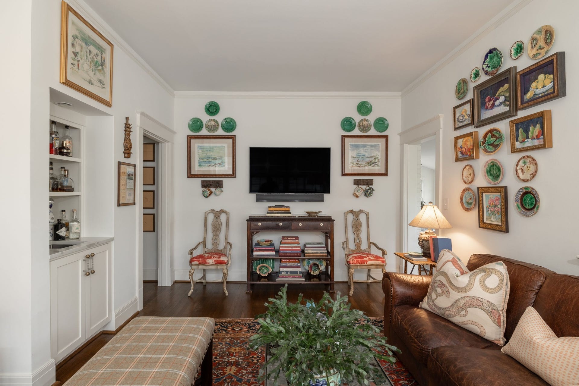 313 W 6th St, Columbia, TN 38401 313 W 6th St, Columbia, TN 38401