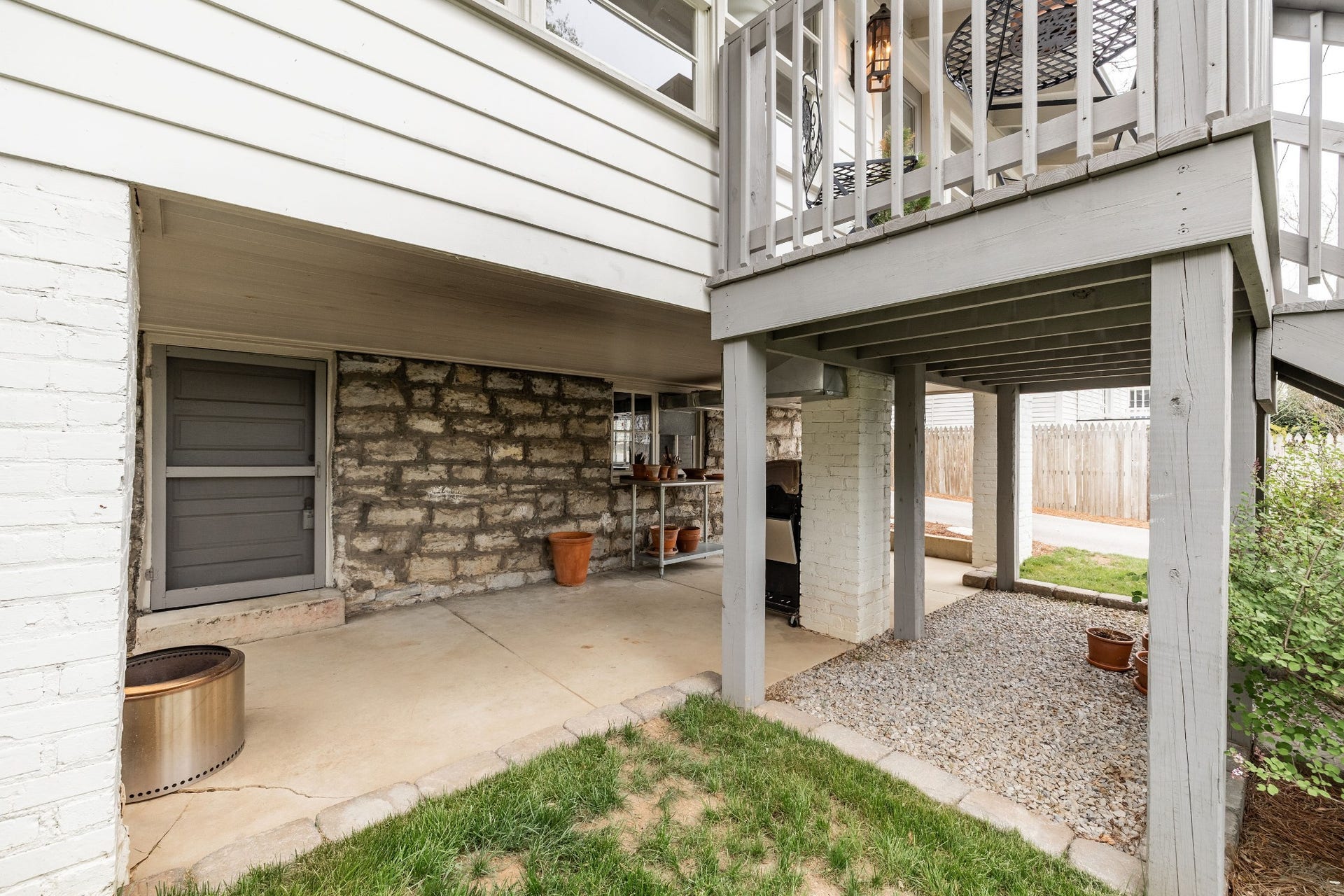 313 W 6th St, Columbia, TN 38401 313 W 6th St, Columbia, TN 38401