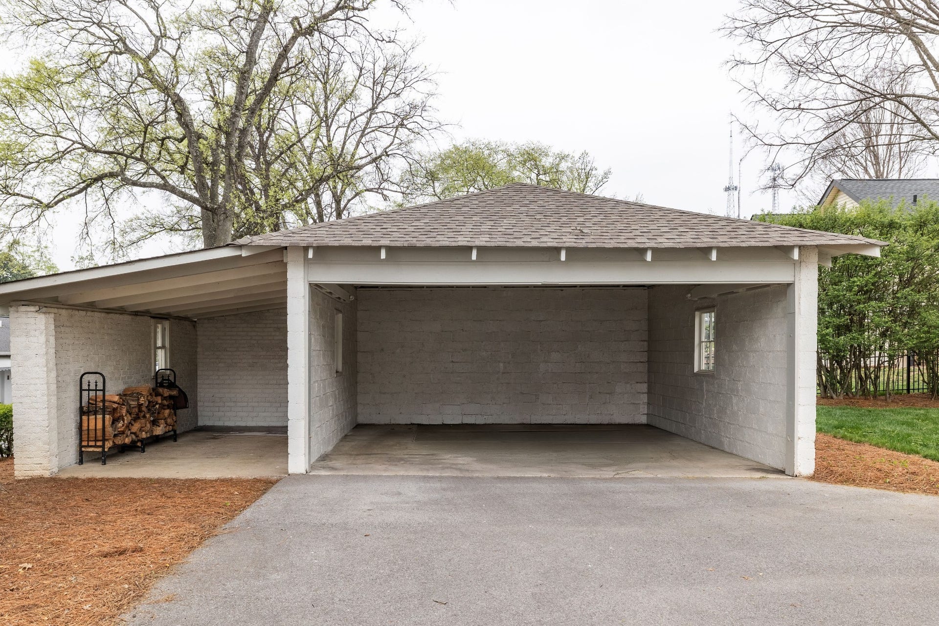 313 W 6th St, Columbia, TN 38401 313 W 6th St, Columbia, TN 38401