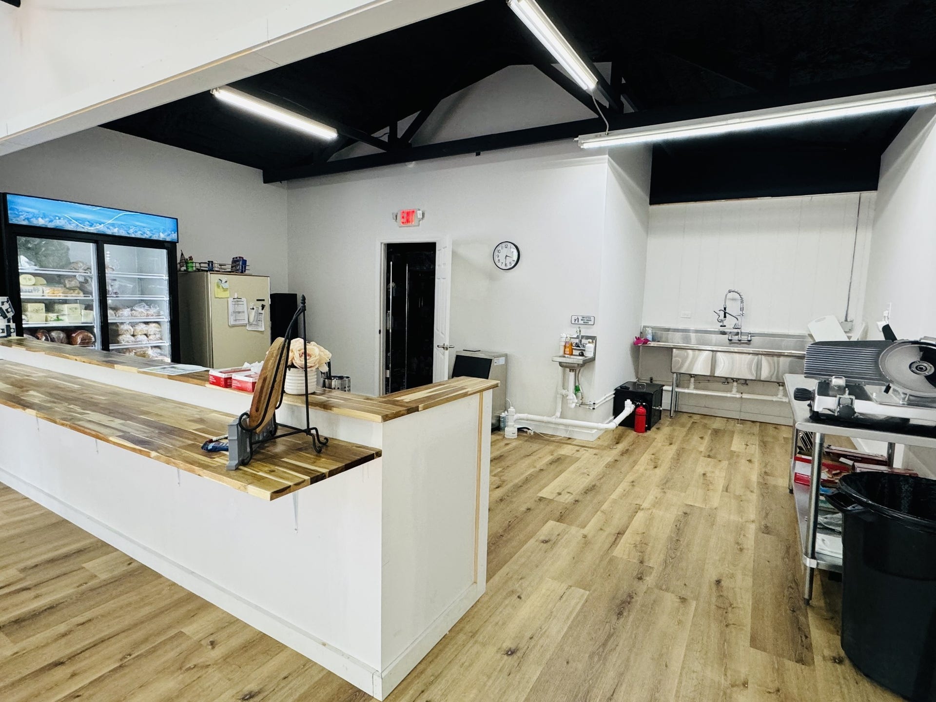 97 N James M Campbell Blvd, Columbia, TN 38401 97 N James M Campbell Blvd, Columbia, TN 38401