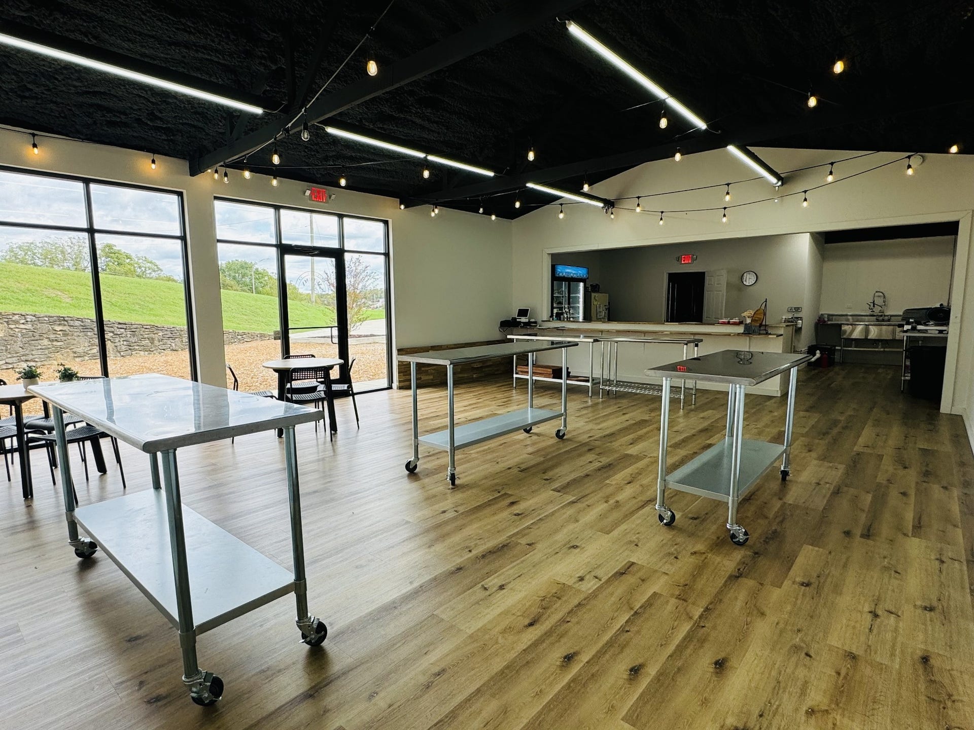 97 N James M Campbell Blvd, Columbia, TN 38401 97 N James M Campbell Blvd, Columbia, TN 38401
