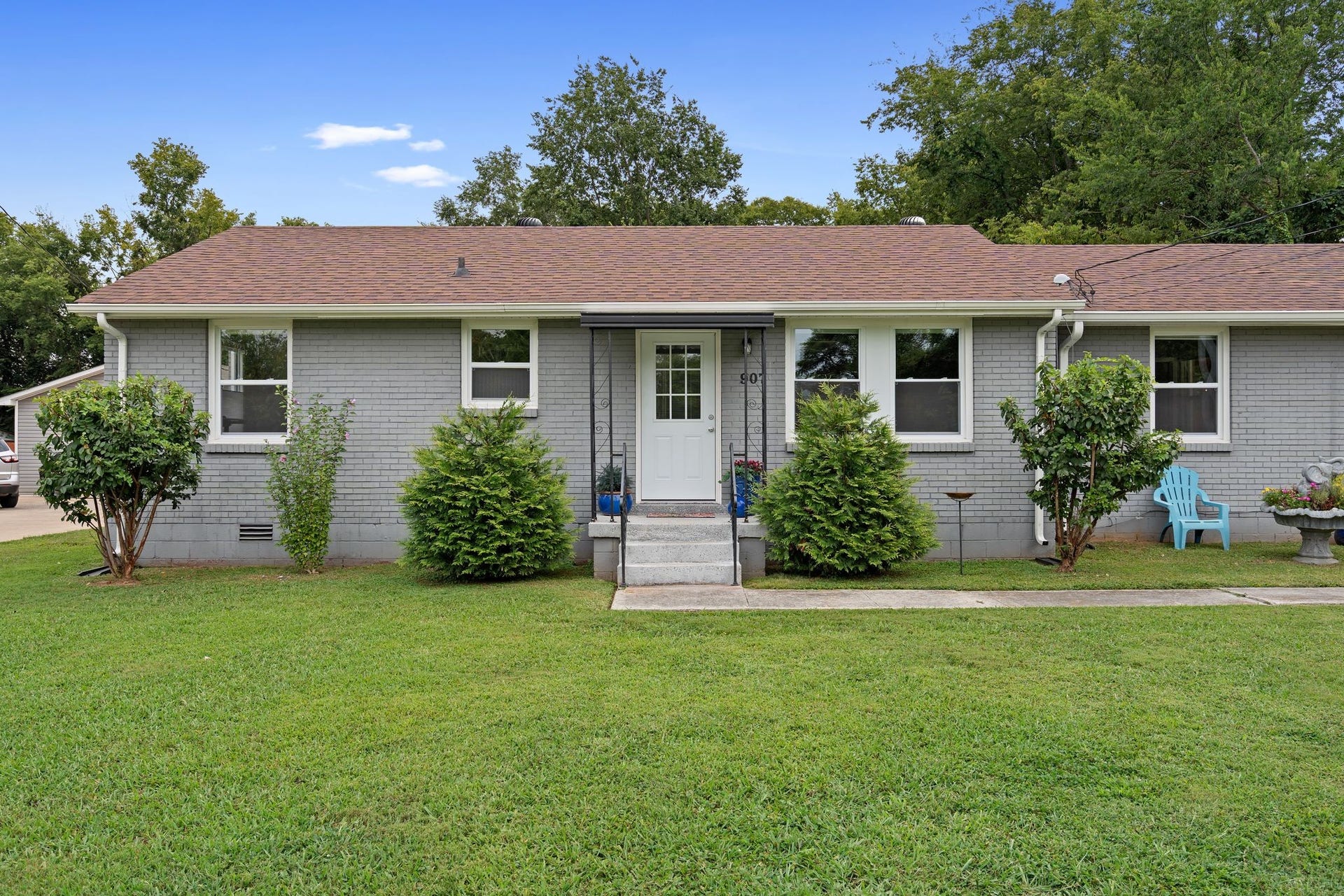 907 Hunt St, Murfreesboro, TN 37130 907 Hunt St, Murfreesboro, TN 37130