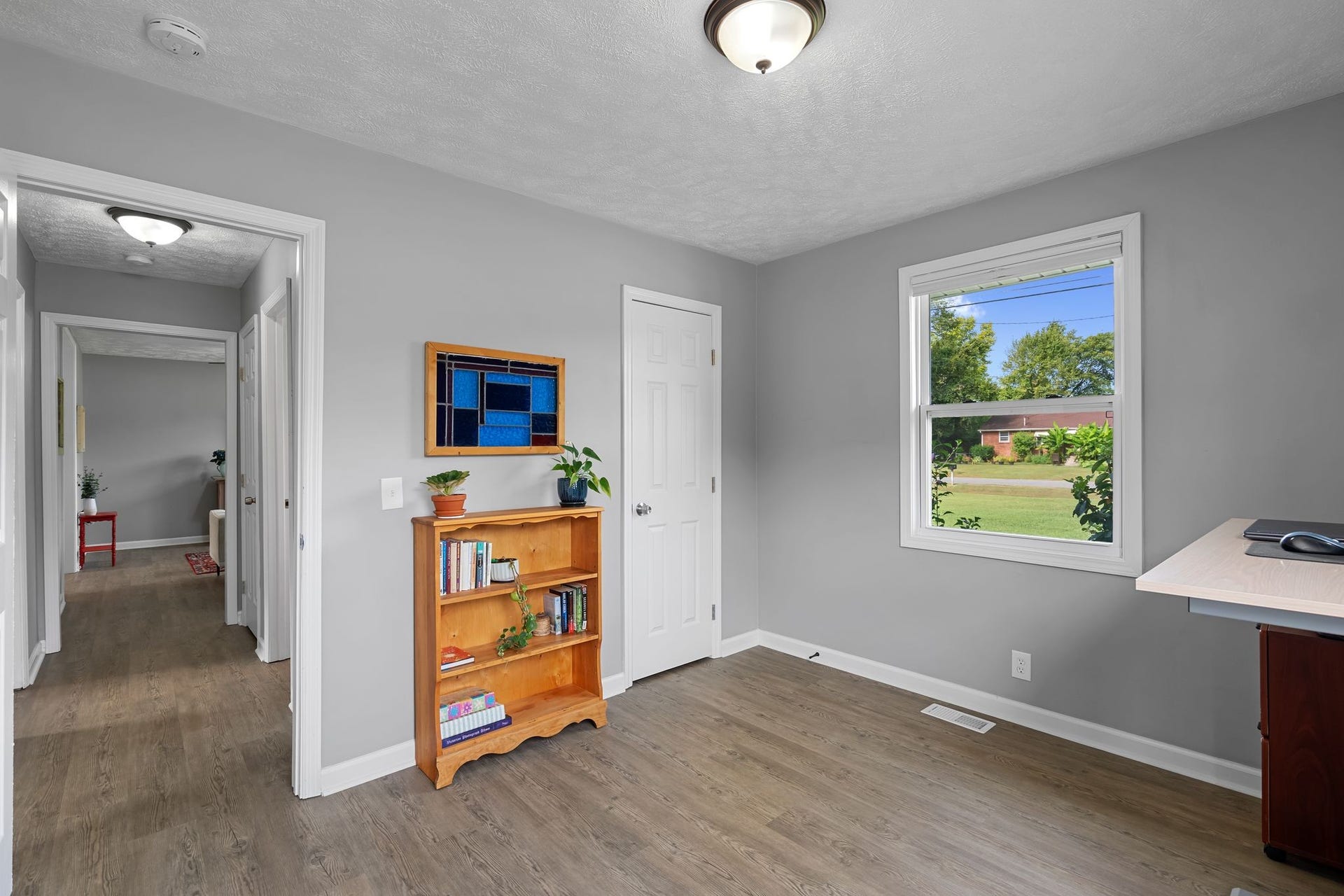 907 Hunt St, Murfreesboro, TN 37130 907 Hunt St, Murfreesboro, TN 37130