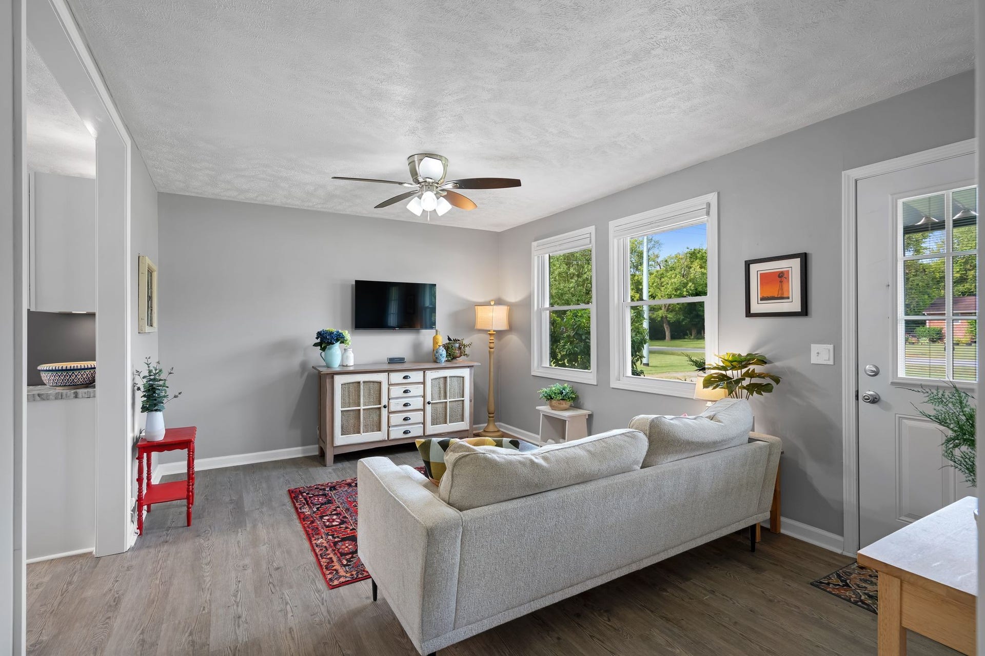 907 Hunt St, Murfreesboro, TN 37130 907 Hunt St, Murfreesboro, TN 37130