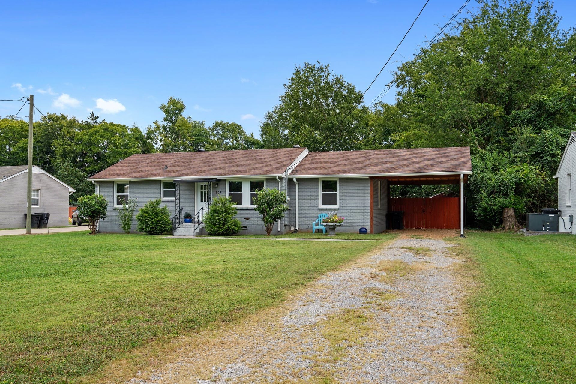 907 Hunt St, Murfreesboro, TN 37130 907 Hunt St, Murfreesboro, TN 37130