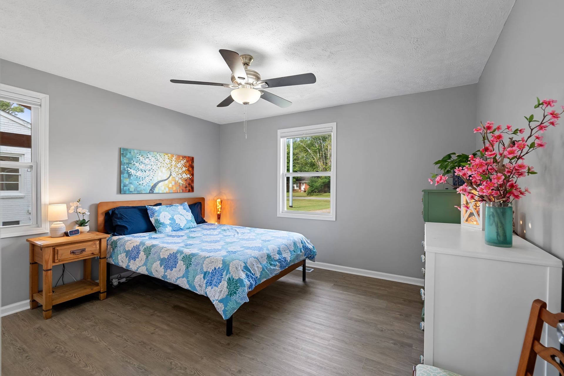 907 Hunt St, Murfreesboro, TN 37130 907 Hunt St, Murfreesboro, TN 37130