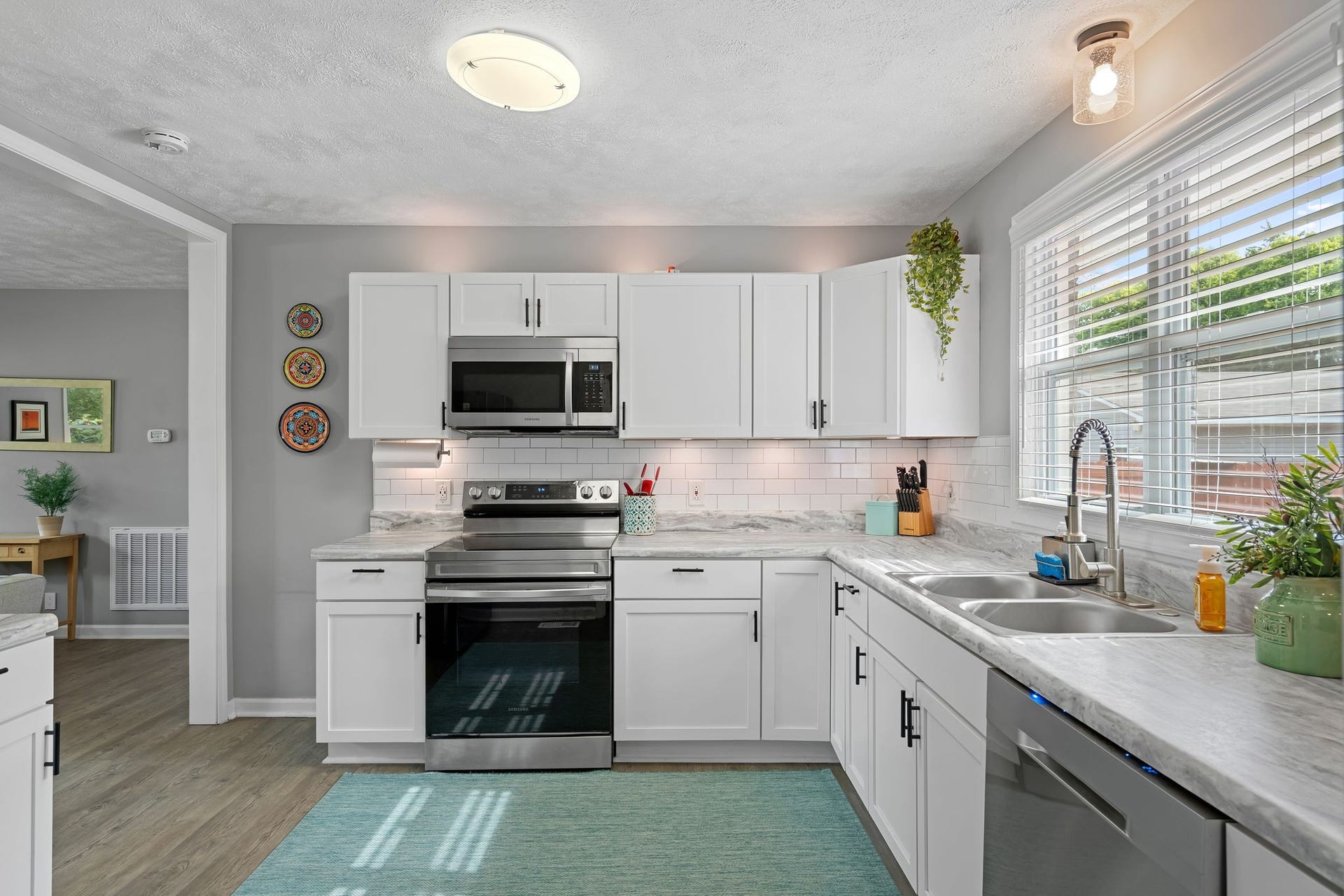 907 Hunt St, Murfreesboro, TN 37130 907 Hunt St, Murfreesboro, TN 37130