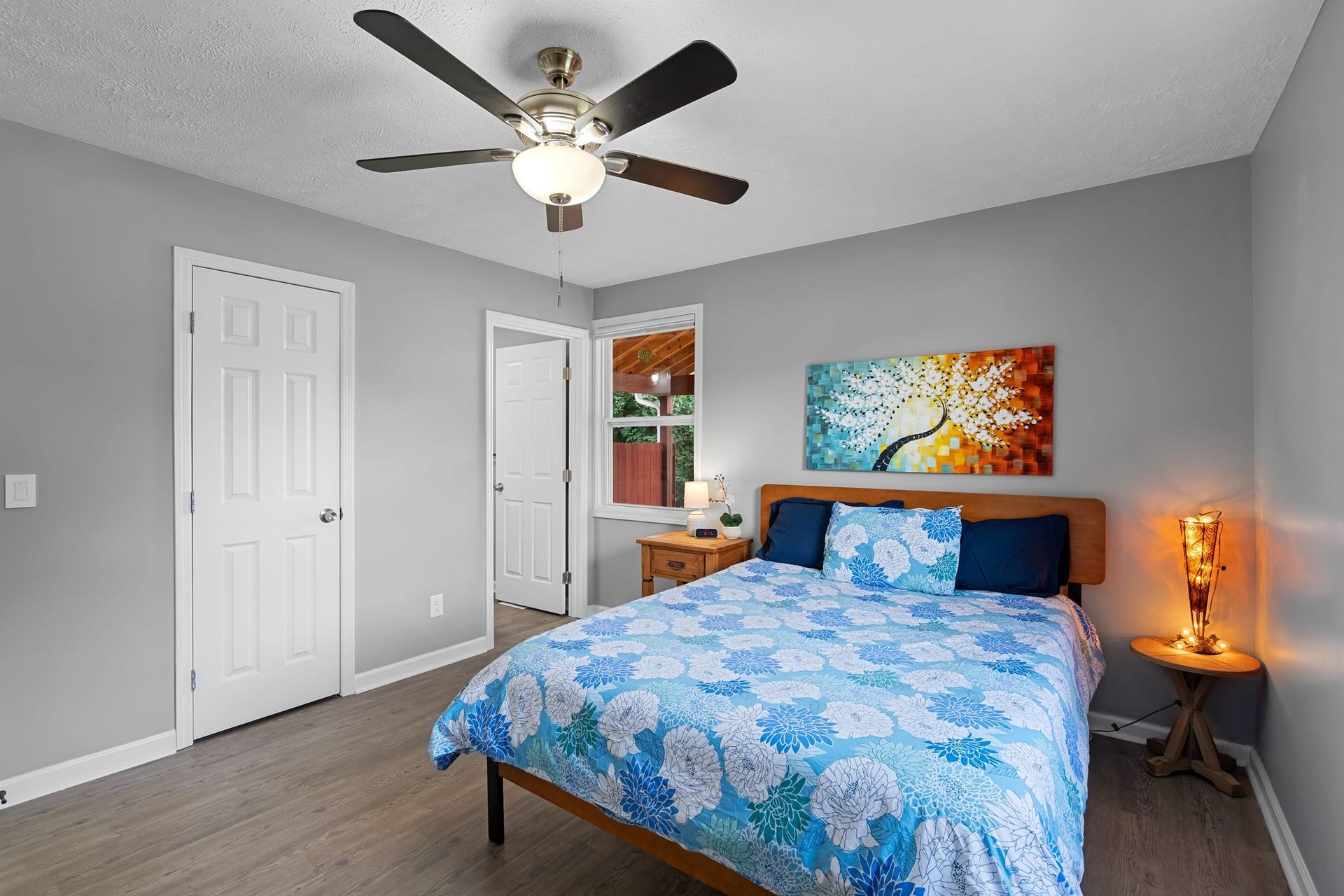 907 Hunt St, Murfreesboro, TN 37130 907 Hunt St, Murfreesboro, TN 37130