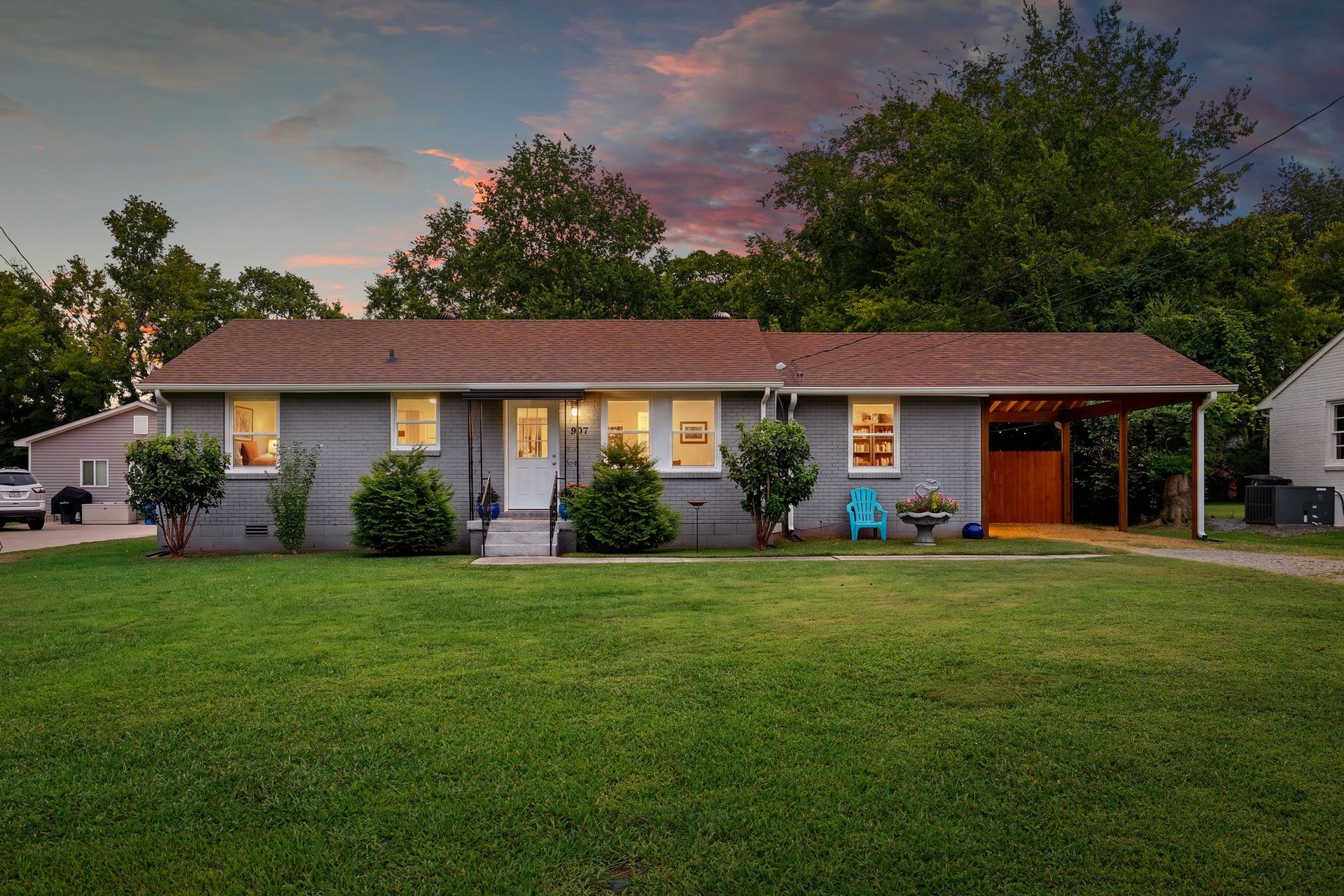 907 Hunt St, Murfreesboro, TN 37130 907 Hunt St, Murfreesboro, TN 37130