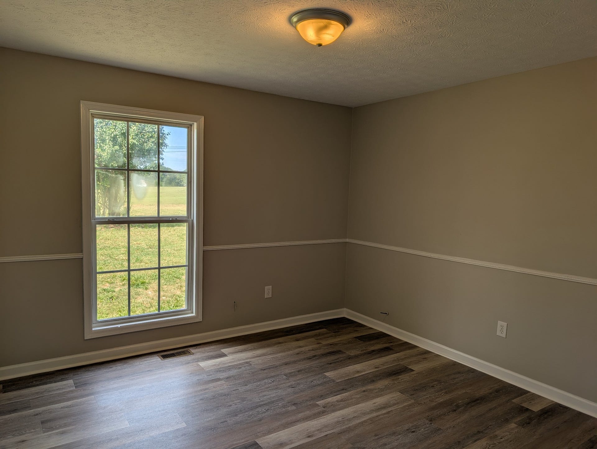 2530 Midland Rd, Shelbyville, TN 37160 Bedroom 3