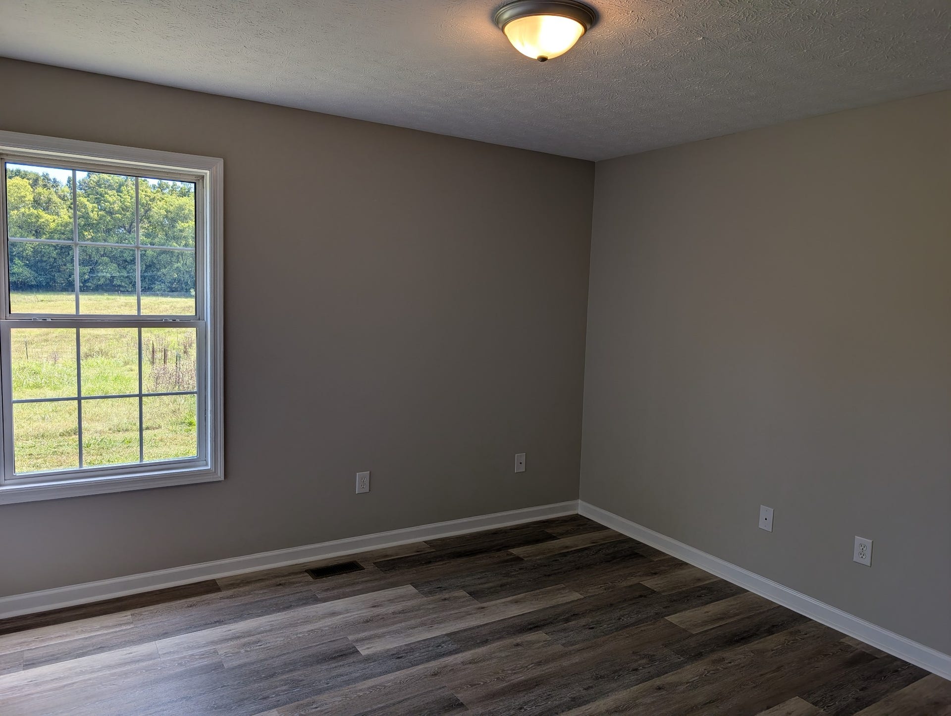 2530 Midland Rd, Shelbyville, TN 37160 Bedroom 2