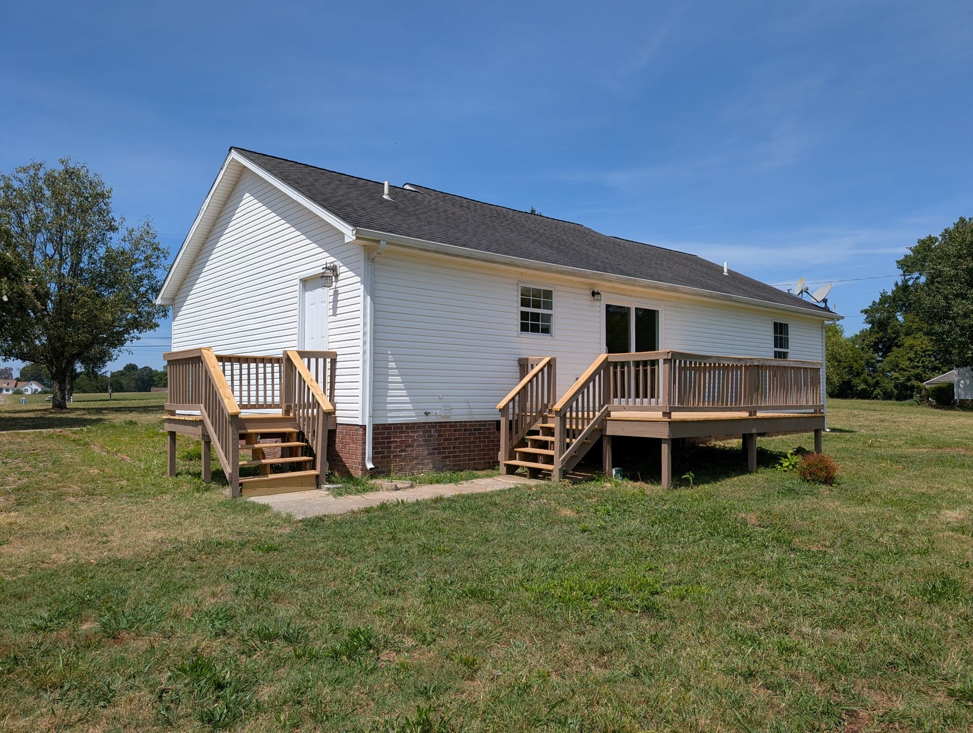 2530 Midland Rd, Shelbyville, TN 37160 Back View