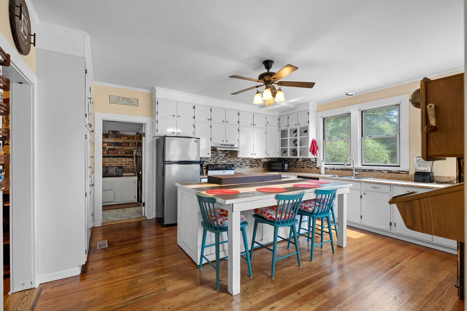2161 Verona Caney Rd, Lewisburg, TN 37091