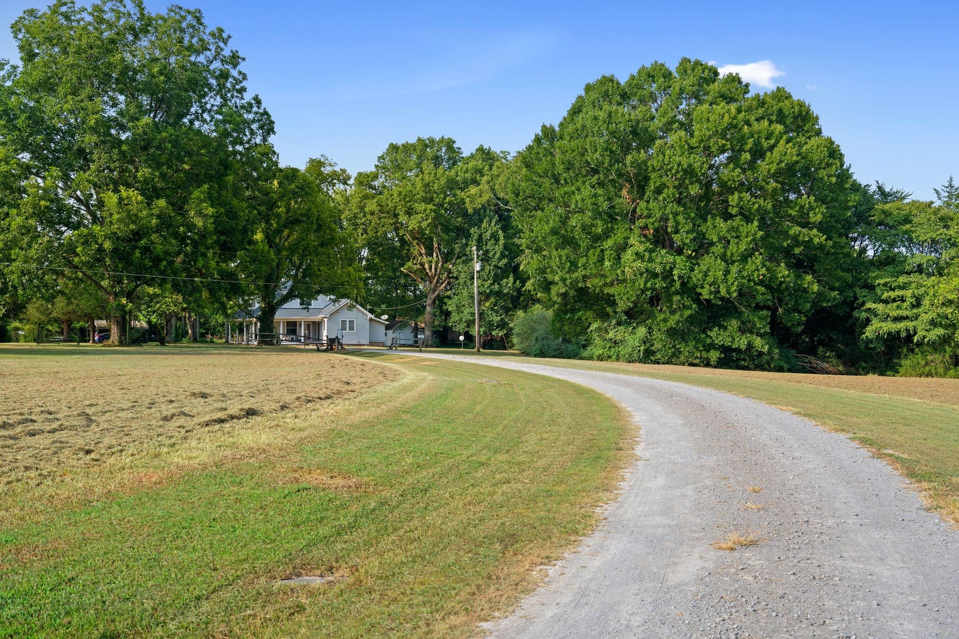 2161 Verona Caney Rd, Lewisburg, TN 37091