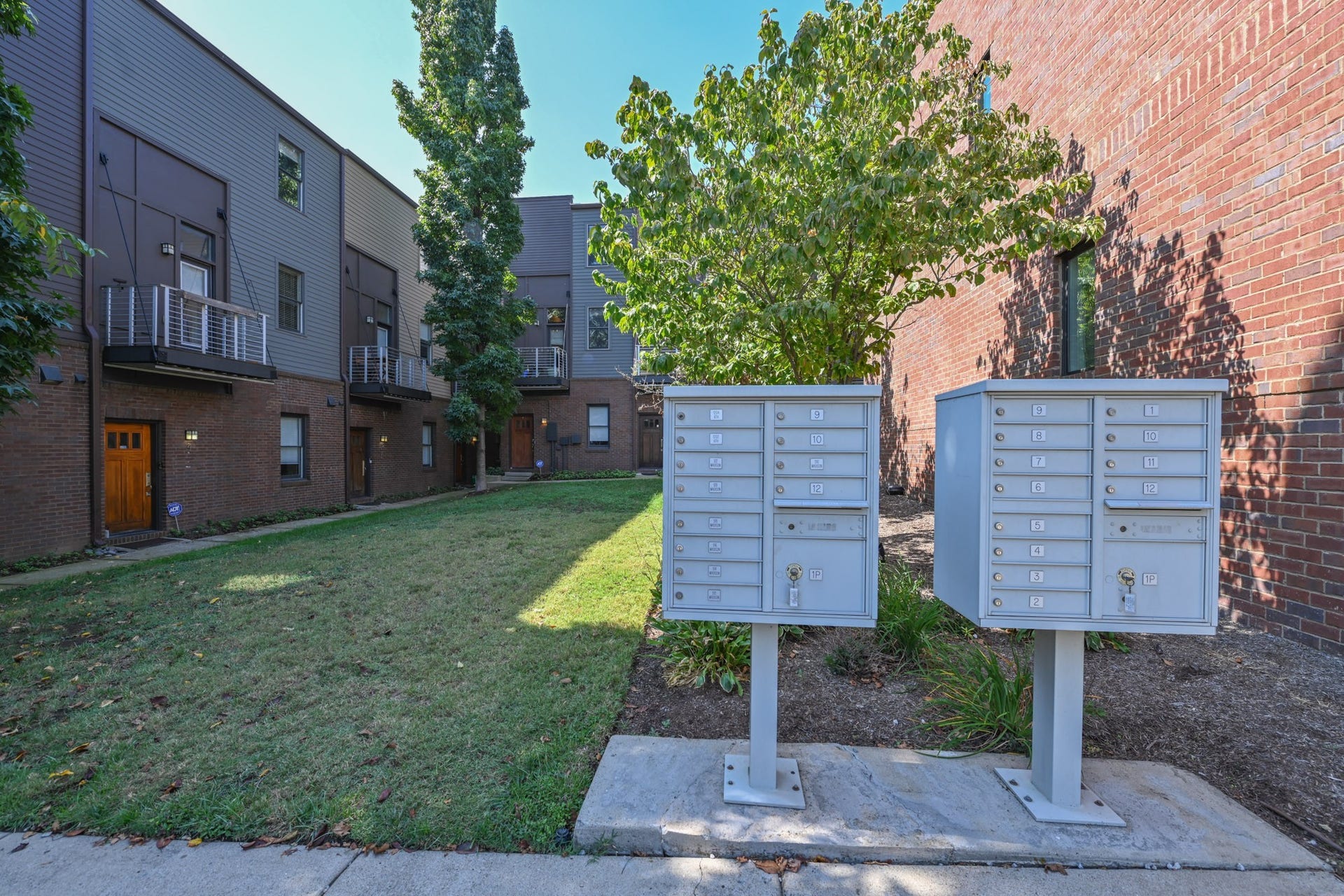 1204 6th Ave N, Nashville, TN 37208 1204 6th Ave N, Nashville, TN 37208