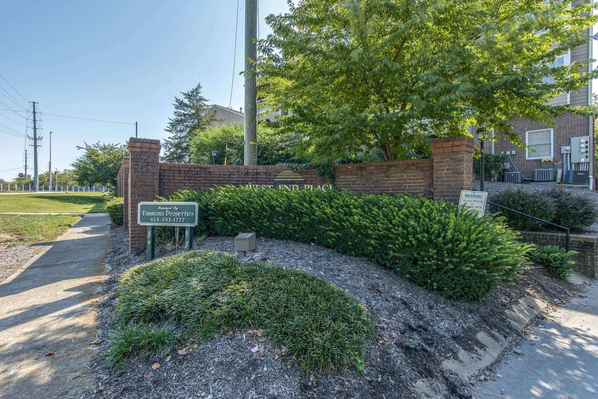 129 West End Place, Nashville, TN 37205 129 West End Place, Nashville, TN 37205