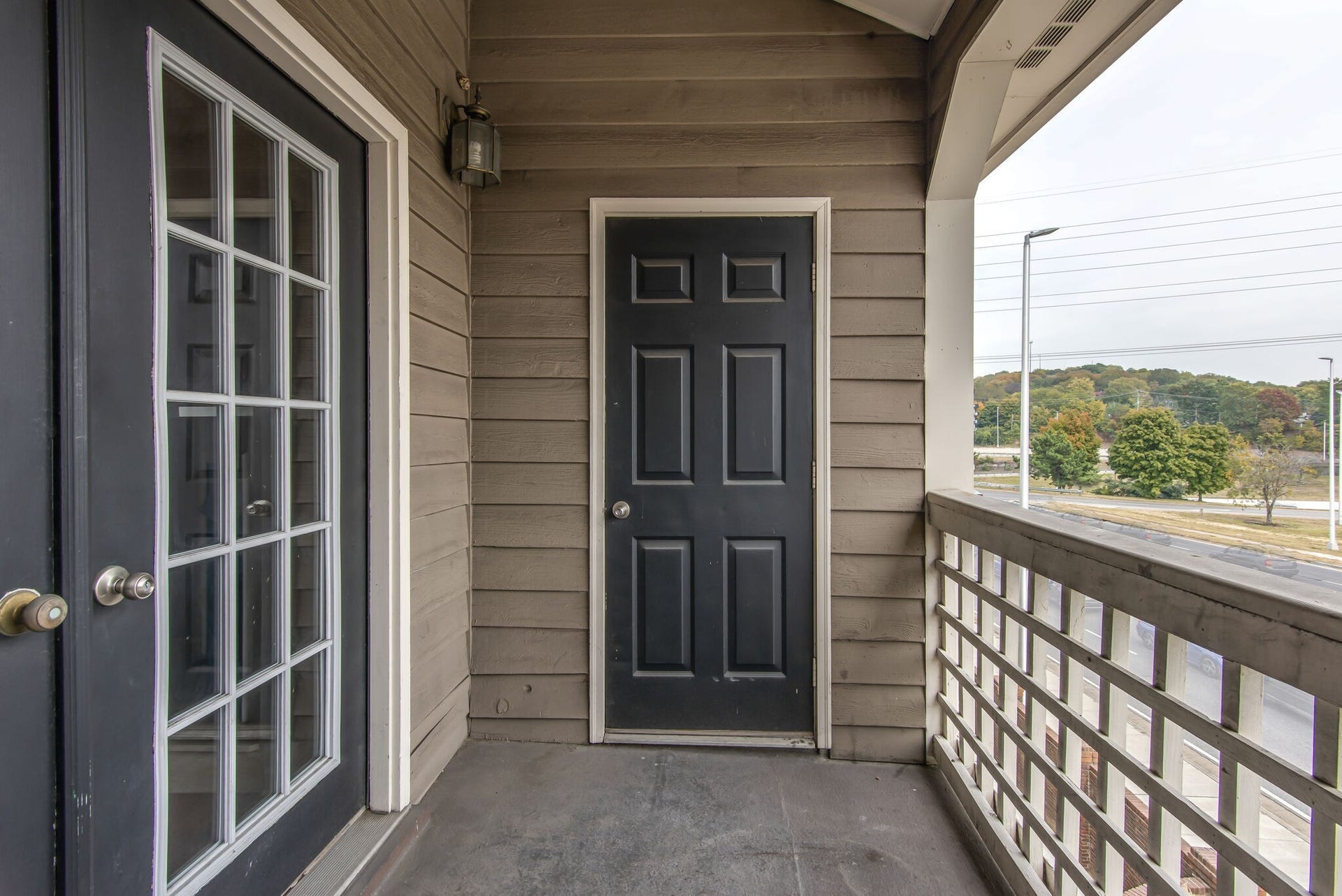 129 West End Place, Nashville, TN 37205 129 West End Place, Nashville, TN 37205