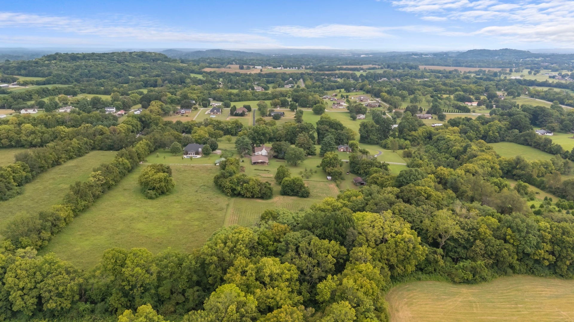 3689 Trousdale Ln, Columbia, TN 38401 3689 Trousdale Ln, Columbia, TN 38401