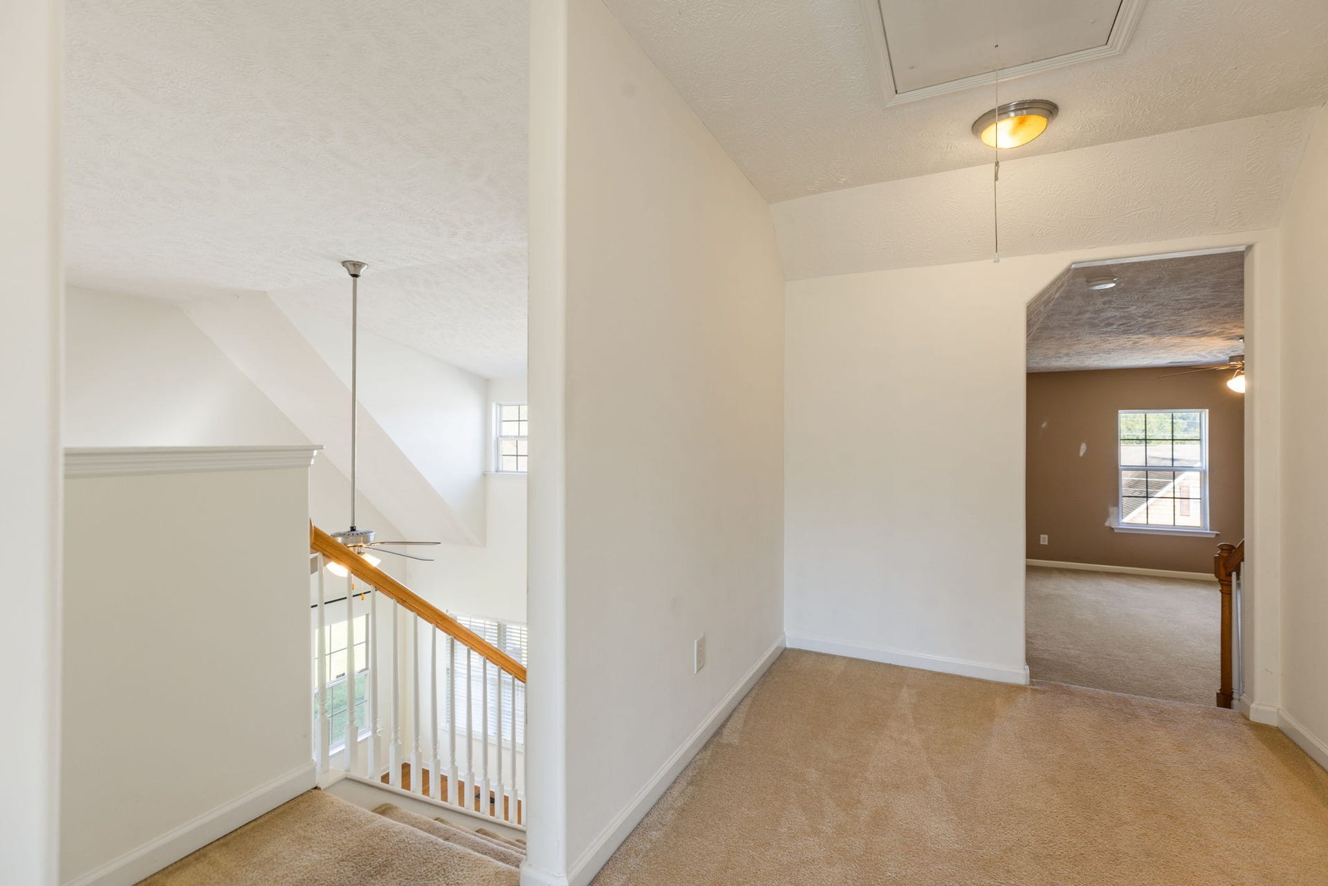 1409 Goodnight Ct, Nashville, TN 37207 Upstairs to the 2 bedrooms and bonus room/4th bedroom