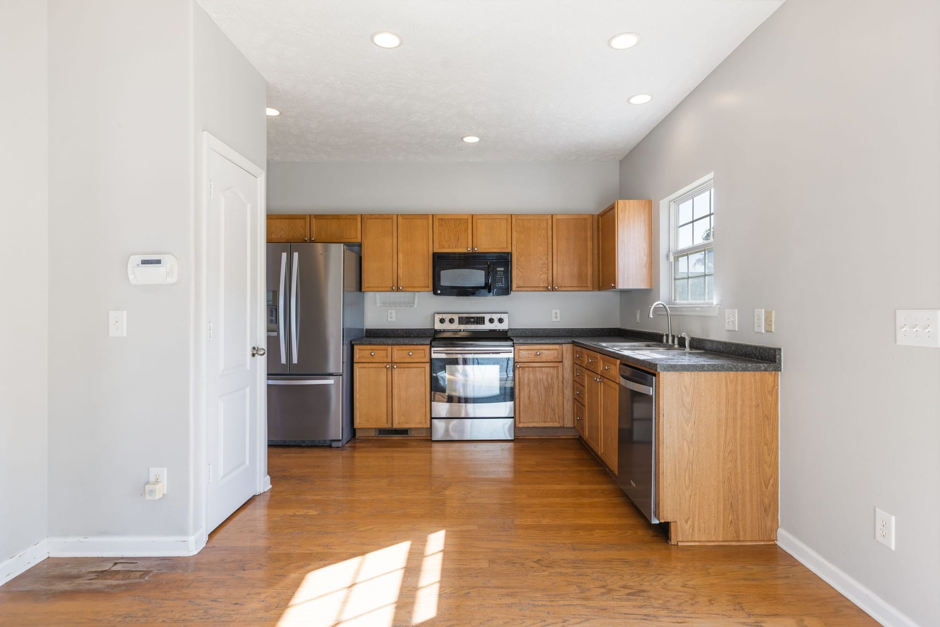 1409 Goodnight Ct, Nashville, TN 37207 1409 Goodnight Ct, Nashville, TN 37207