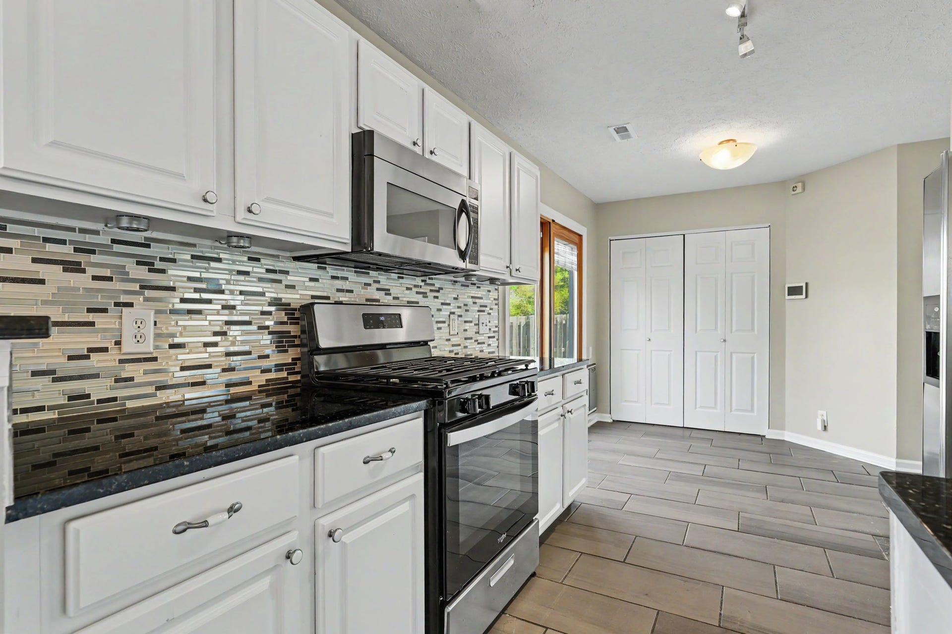 3933 Bridgeview Ln, Nashville, TN 37221 3933 Bridgeview Ln, Nashville, TN 37221