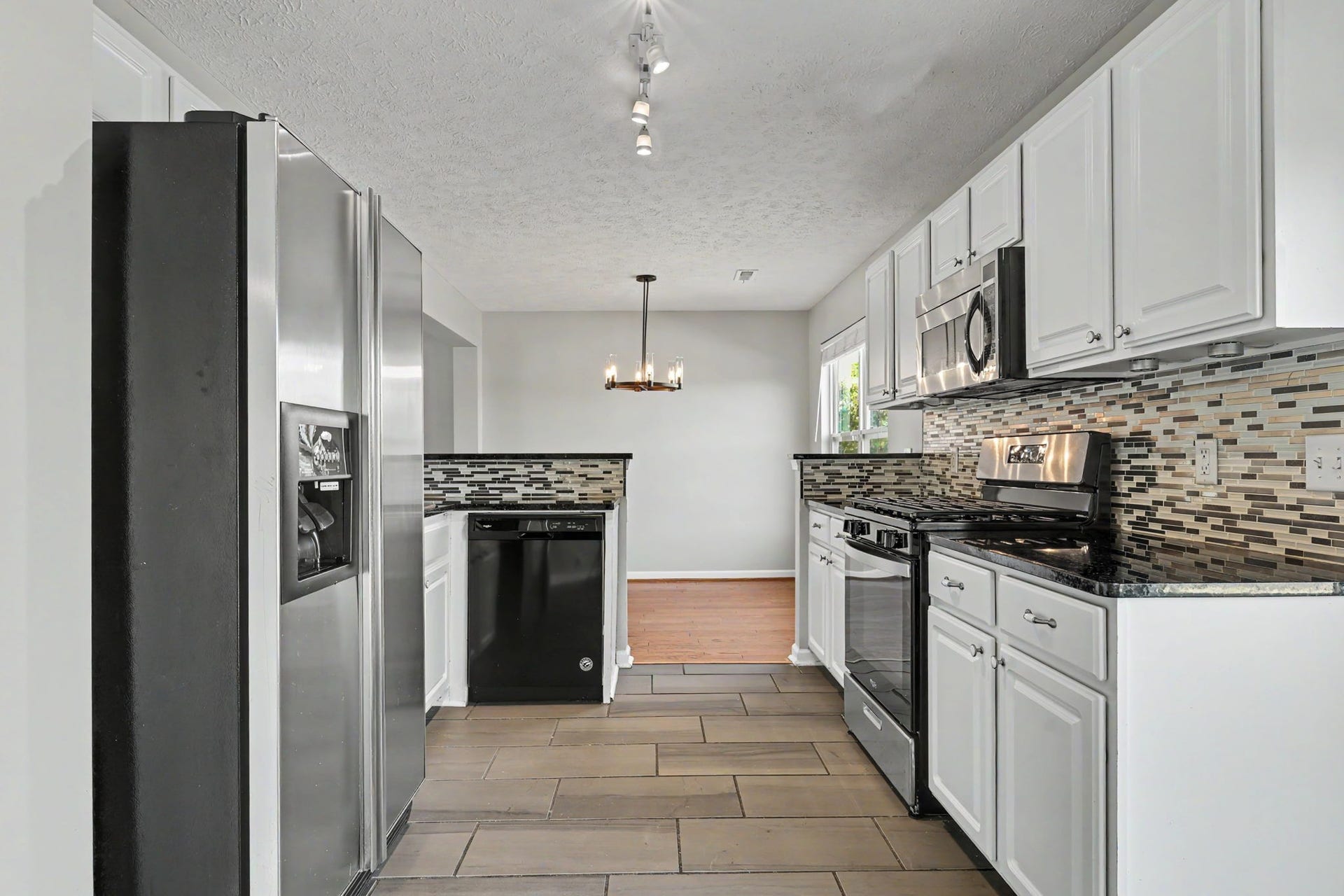 3933 Bridgeview Ln, Nashville, TN 37221 3933 Bridgeview Ln, Nashville, TN 37221