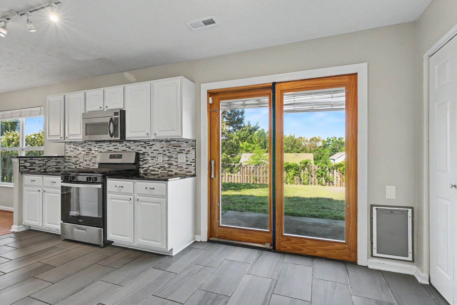 3933 Bridgeview Ln, Nashville, TN 37221 3933 Bridgeview Ln, Nashville, TN 37221