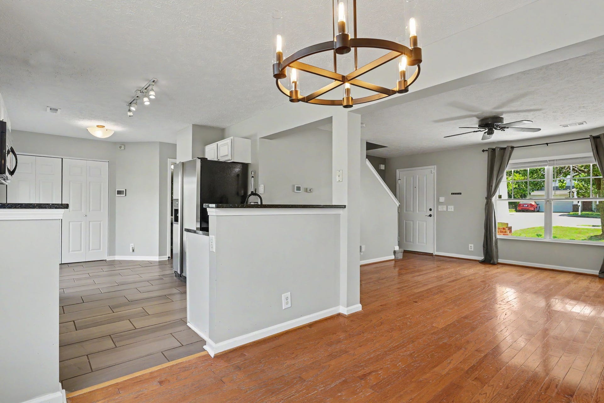 3933 Bridgeview Ln, Nashville, TN 37221 3933 Bridgeview Ln, Nashville, TN 37221