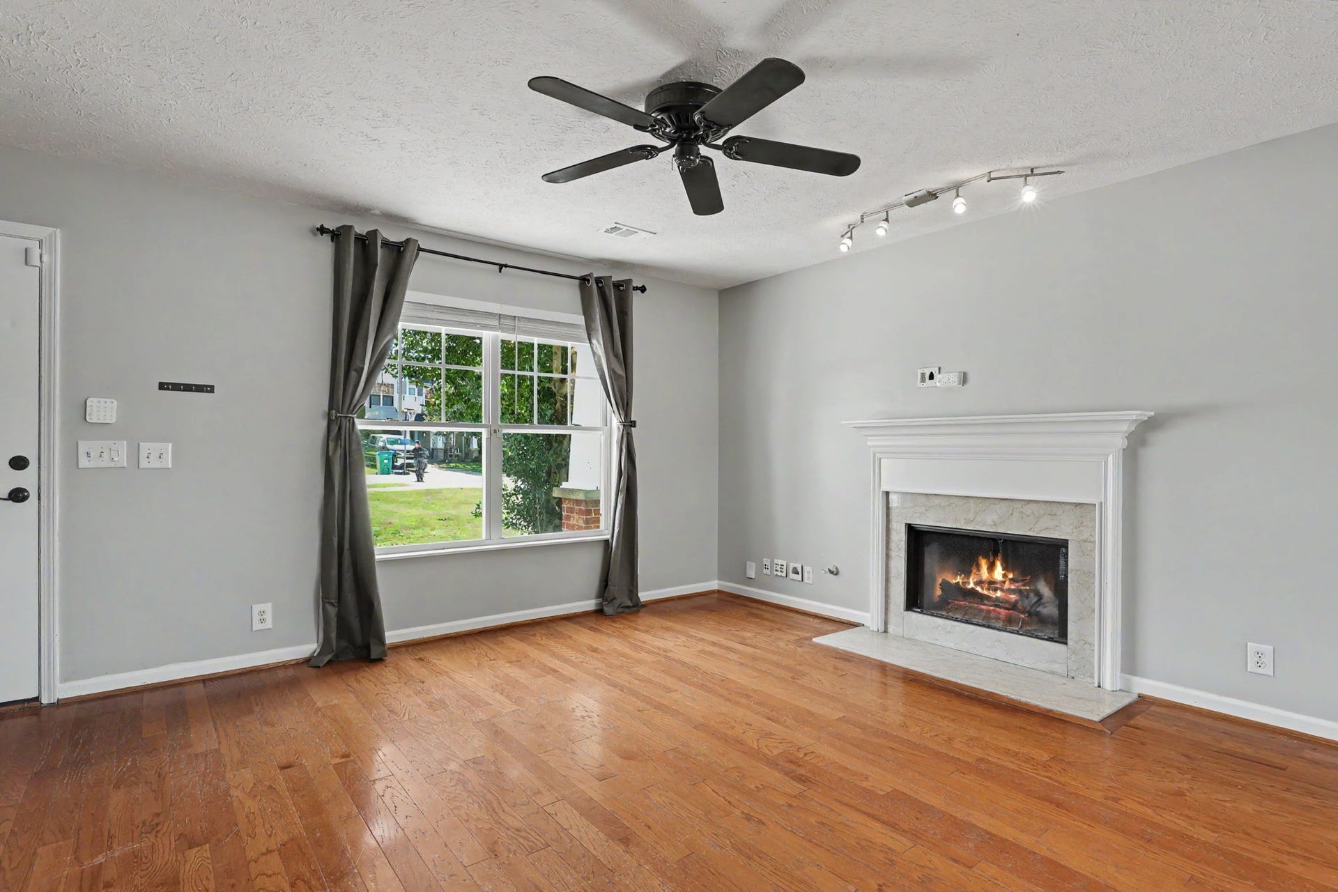 3933 Bridgeview Ln, Nashville, TN 37221 3933 Bridgeview Ln, Nashville, TN 37221
