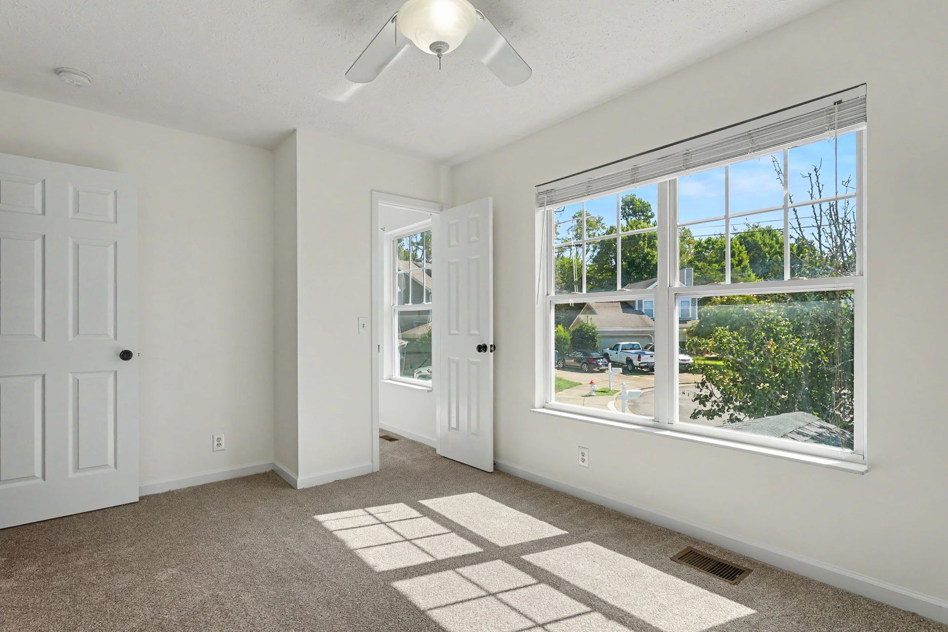 3933 Bridgeview Ln, Nashville, TN 37221 3933 Bridgeview Ln, Nashville, TN 37221