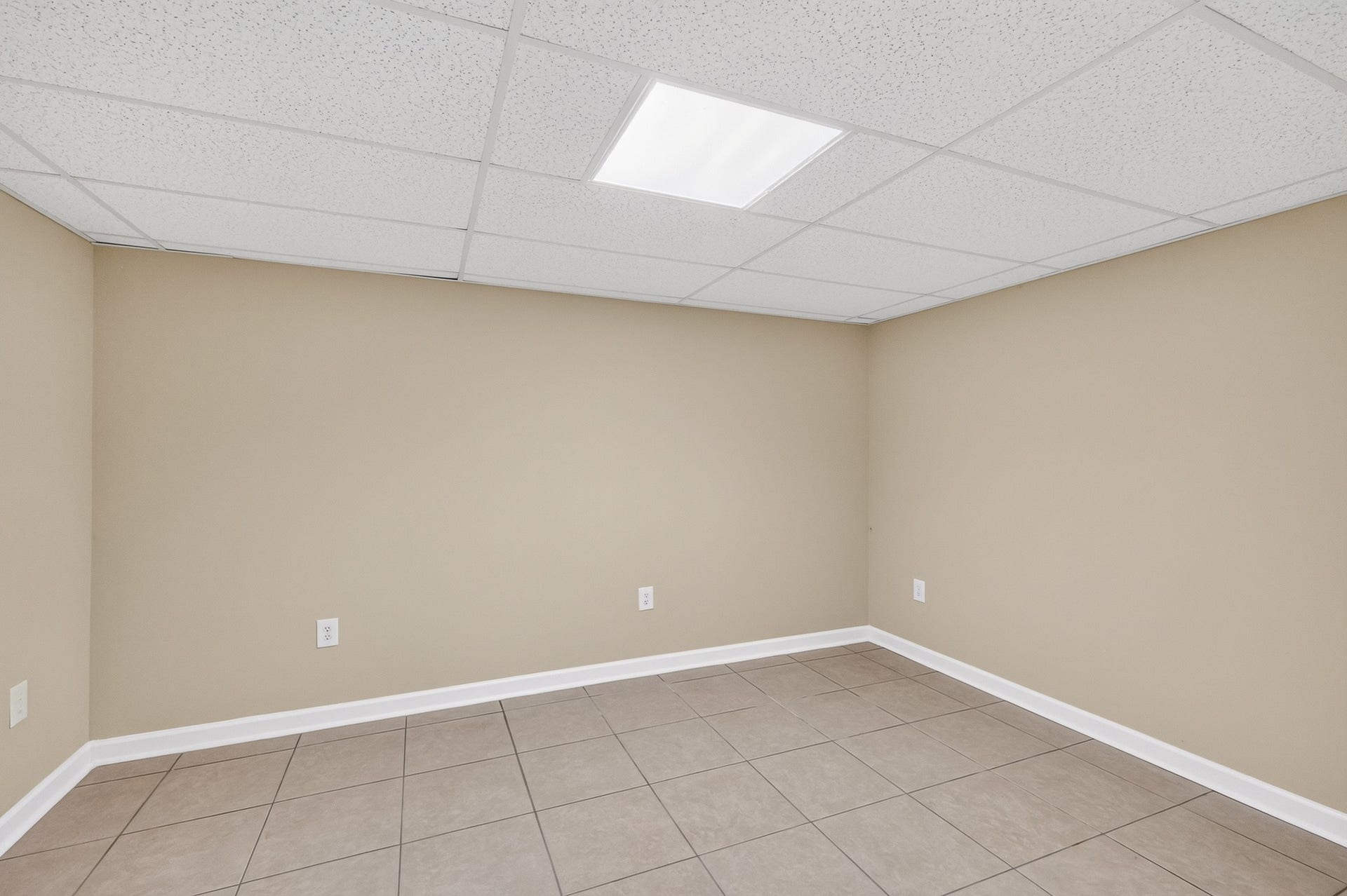 580 Southport Rd, Mount Pleasant, TN 38474 580 Southport Rd, Mount Pleasant, TN 38474