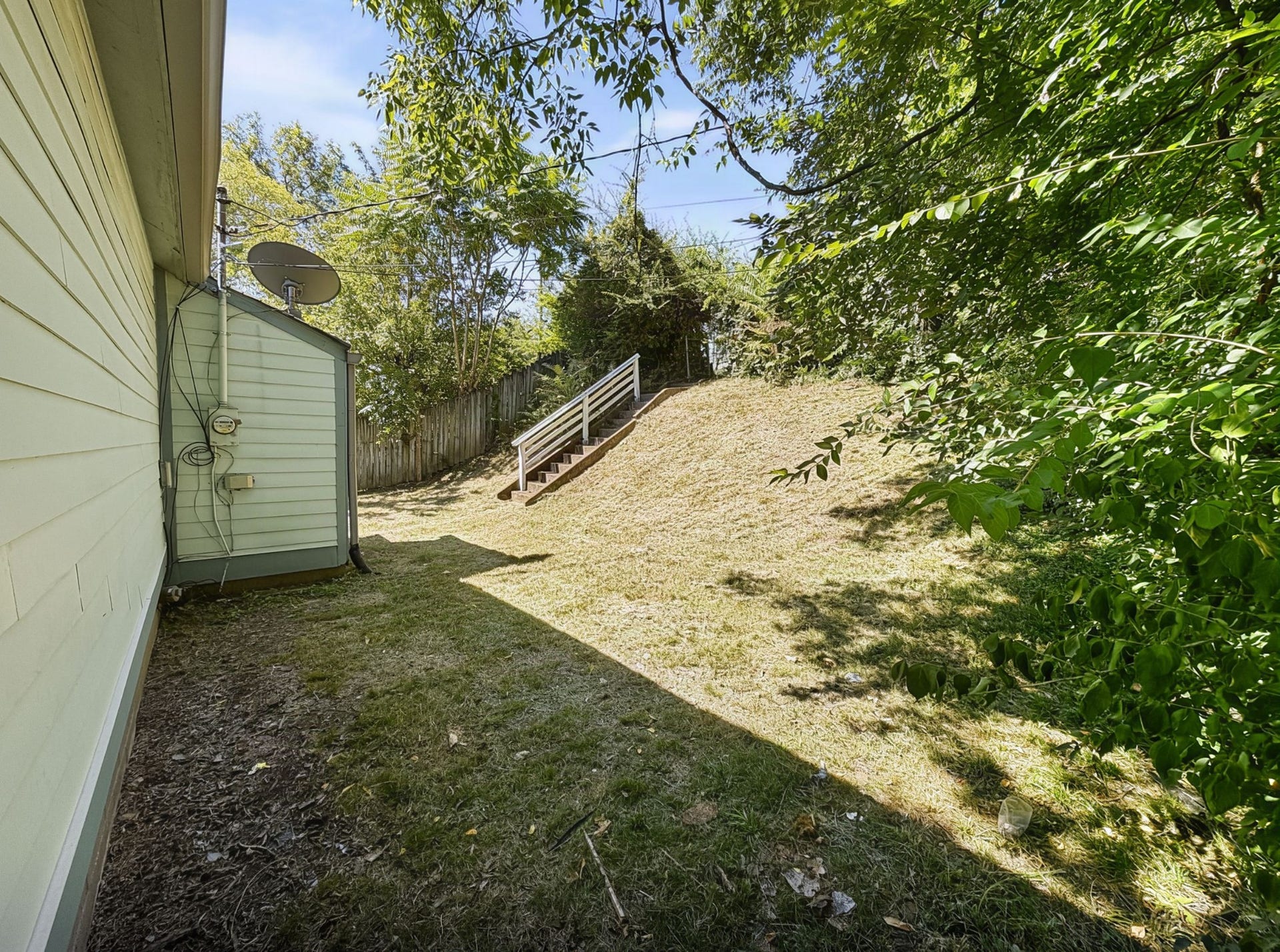 912 S 14th St, Nashville, TN 37206 912 S 14th St, Nashville, TN 37206