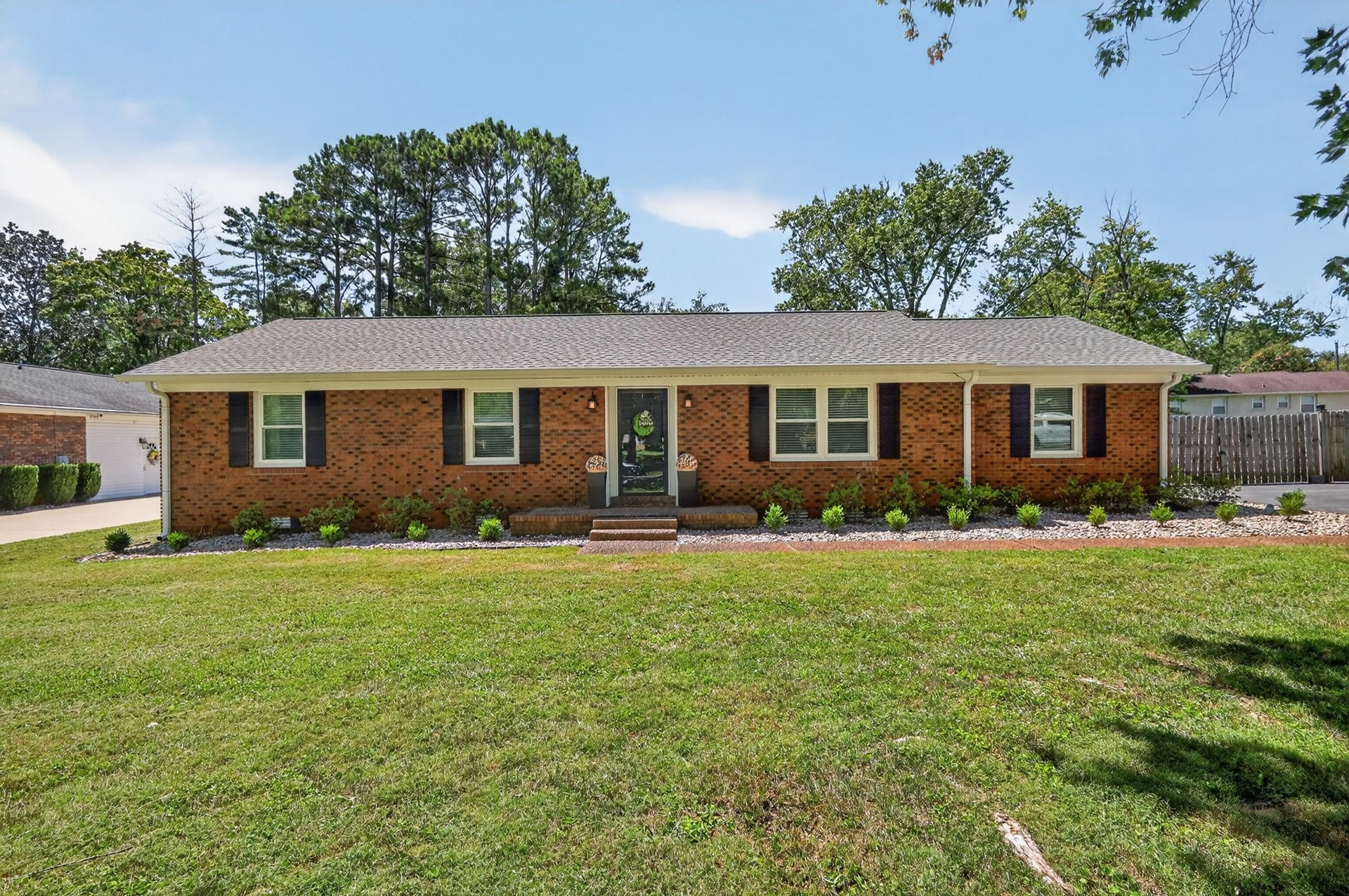1311 Trinity Dr, Murfreesboro, TN 37129 1311 Trinity Dr, Murfreesboro, TN 37129