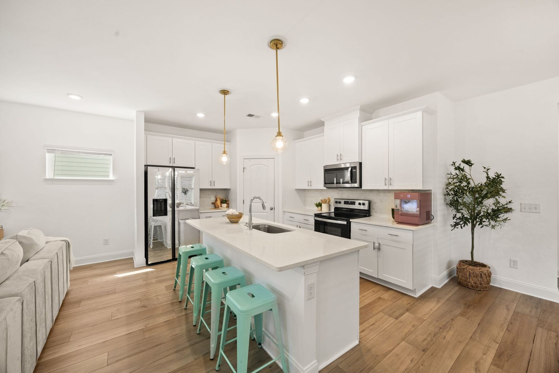 632 Taylor Bend Rd, Columbia, TN 38401 632 Taylor Bend Rd, Columbia, TN 38401