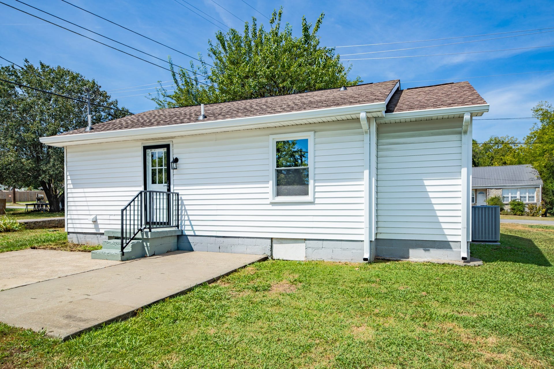 111 7th Ave S, Lewisburg, TN 37091 111 7th Ave S, Lewisburg, TN 37091