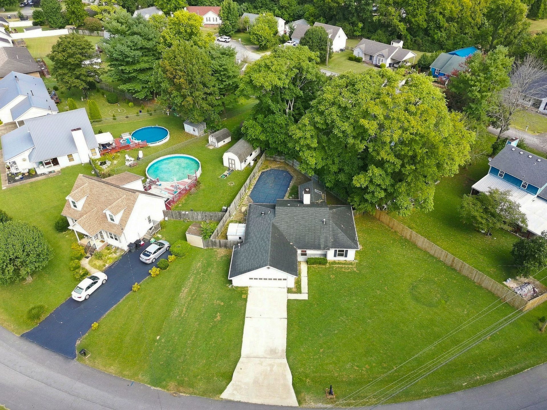 1904 Gettysburg Lane, Columbia, TN 38401 1904 Gettysburg Lane, Columbia, TN 38401
