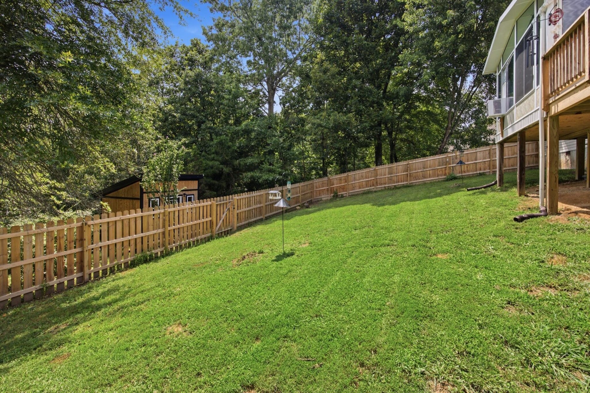 5773 Sarah Drive, Ooltewah, TN 37363 5773 Sarah Drive, Ooltewah, TN 37363