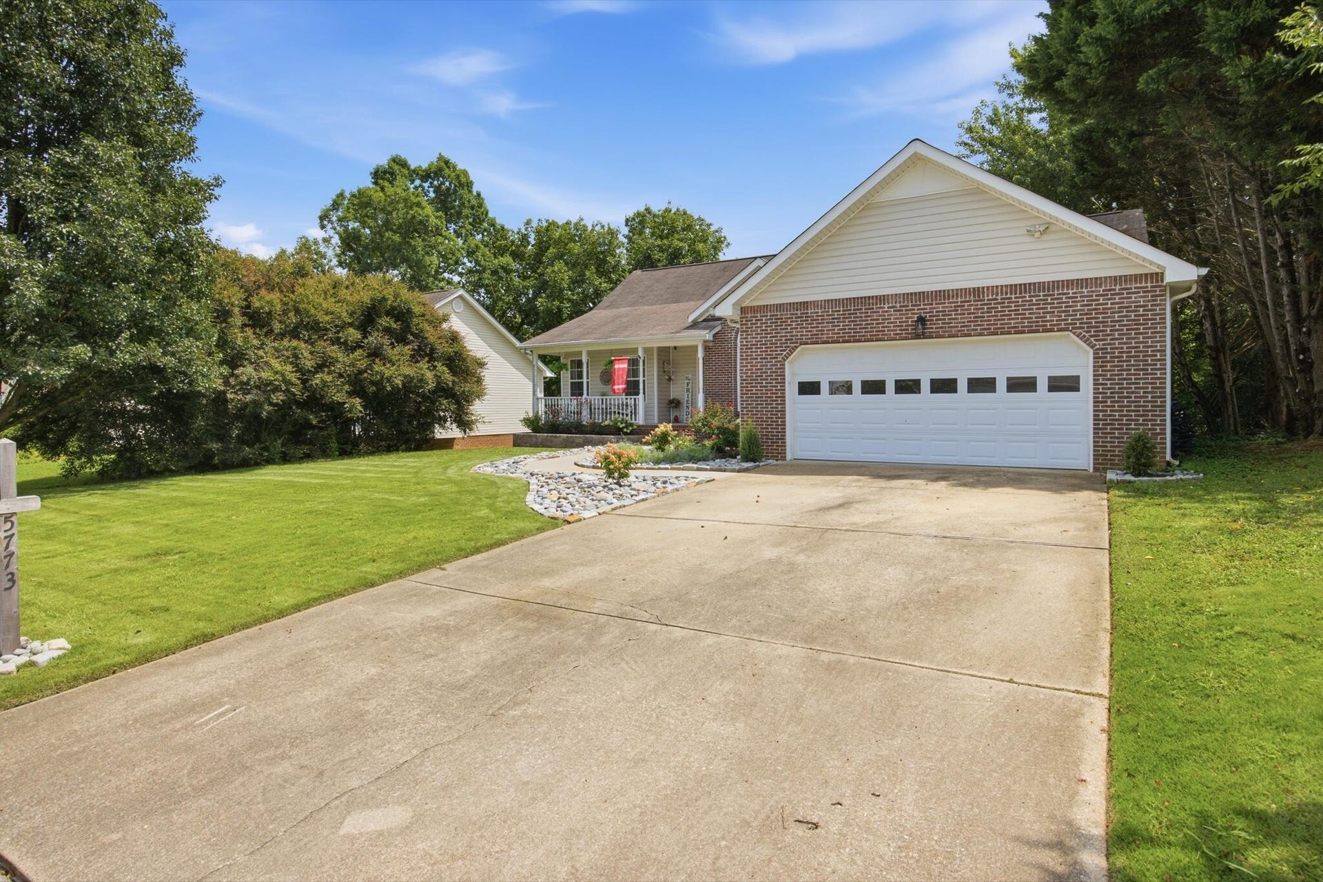 5773 Sarah Drive, Ooltewah, TN 37363 5773 Sarah Drive, Ooltewah, TN 37363