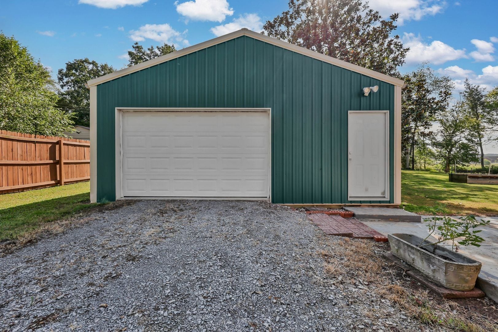 504 Wren Dr, Clarksville, TN 37040 504 Wren Dr, Clarksville, TN 37040