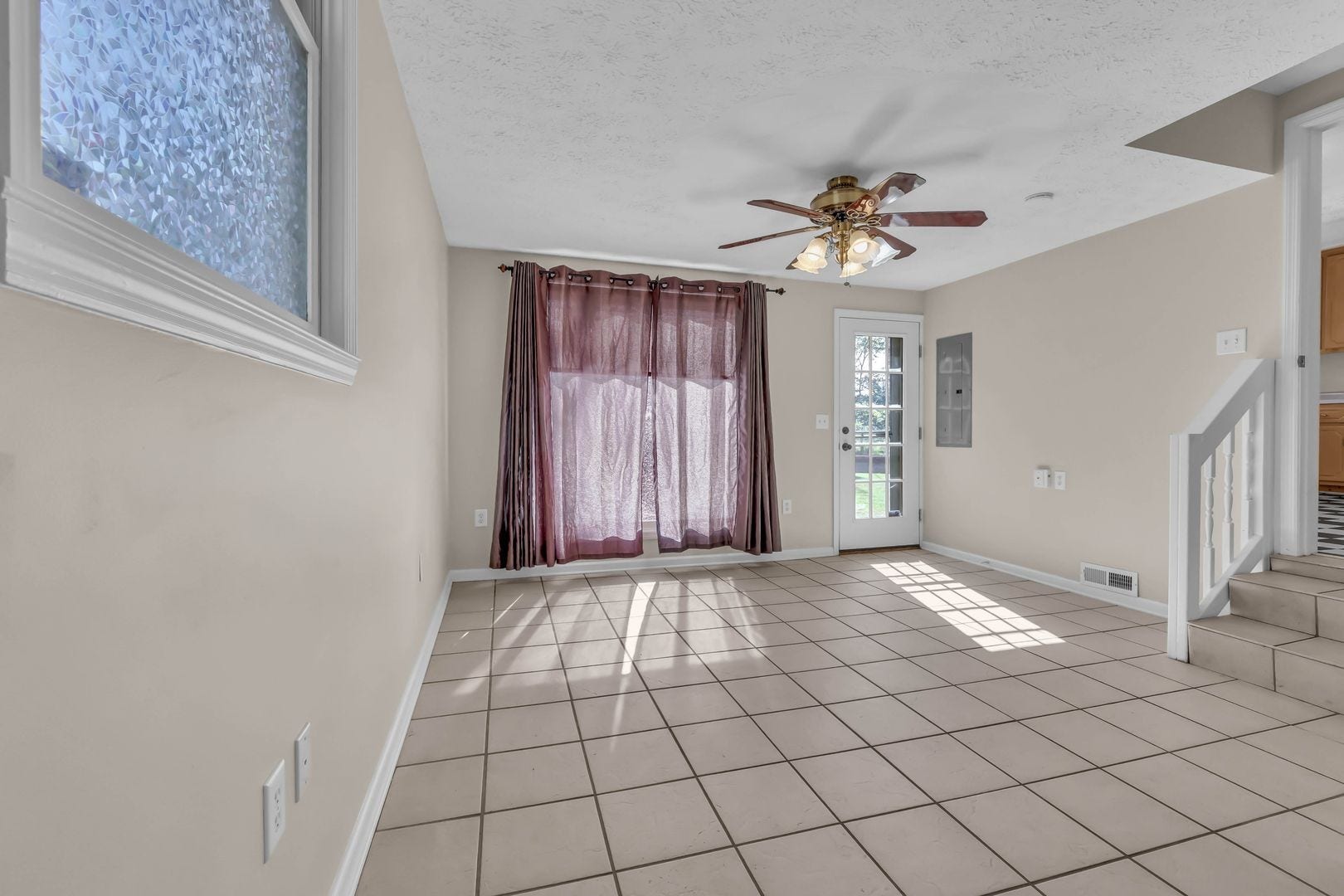 504 Wren Dr, Clarksville, TN 37040 504 Wren Dr, Clarksville, TN 37040