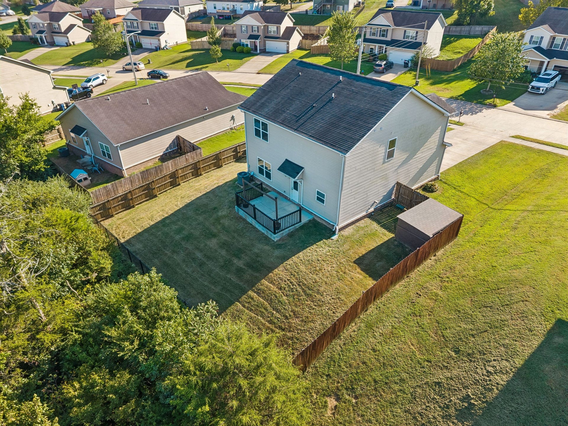 2247 Bee Hive Dr, Columbia, TN 38401 2247 Bee Hive Dr, Columbia, TN 38401
