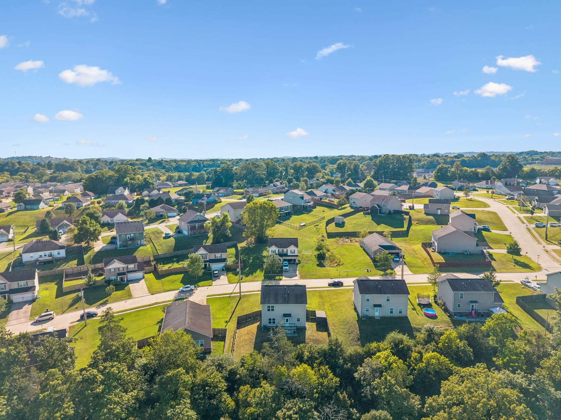 2247 Bee Hive Dr, Columbia, TN 38401 2247 Bee Hive Dr, Columbia, TN 38401