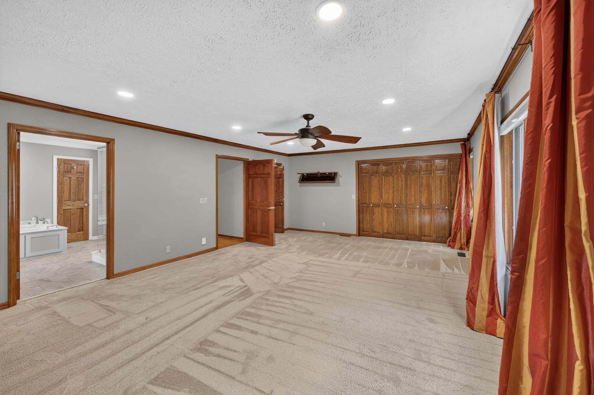 8100 Charlotte Pike, Nashville, TN 37221 8100 Charlotte Pike, Nashville, TN 37221